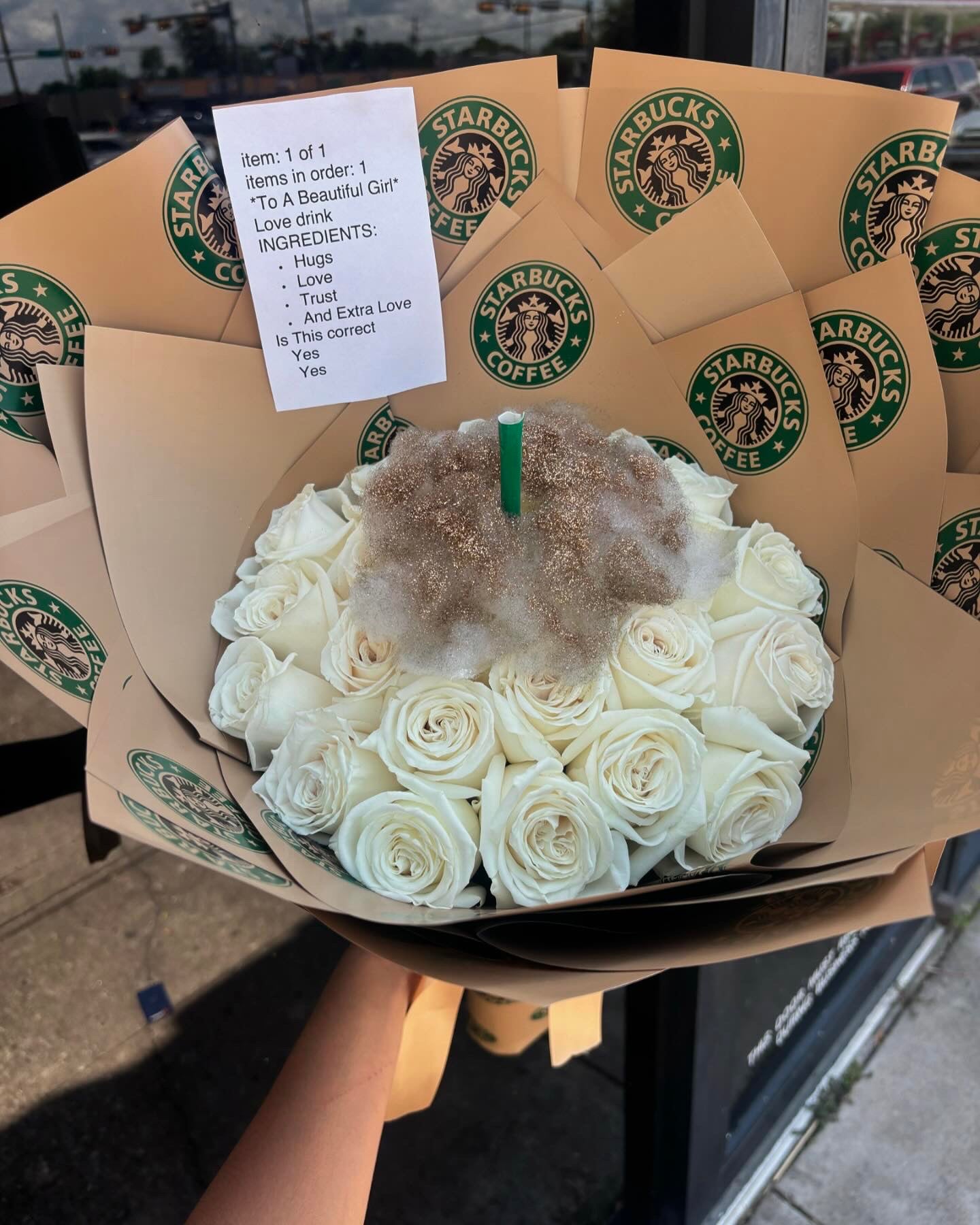 Starbucks drink bouquet🤎🍂