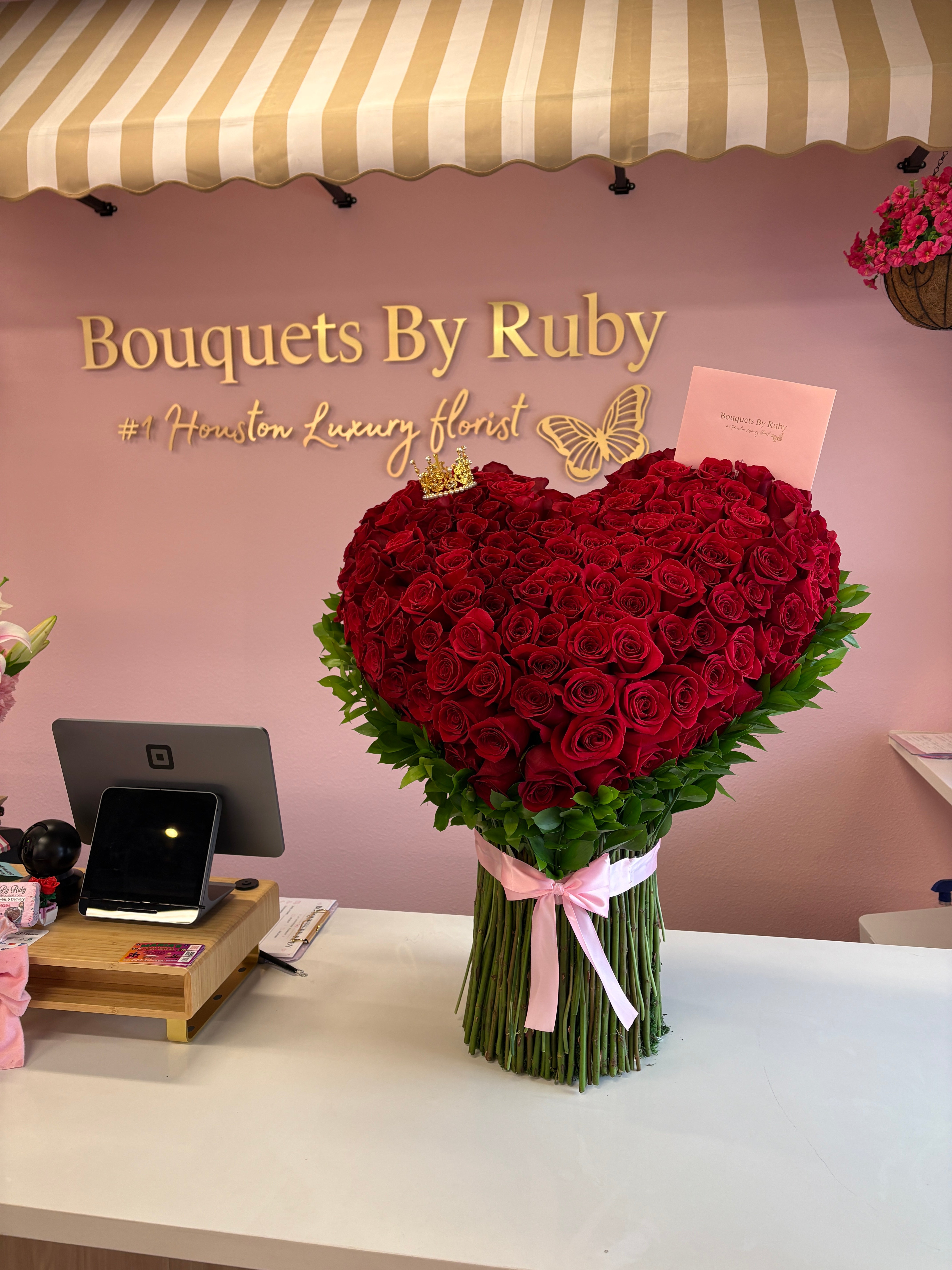 Standing heart wood Bouquet ❤️