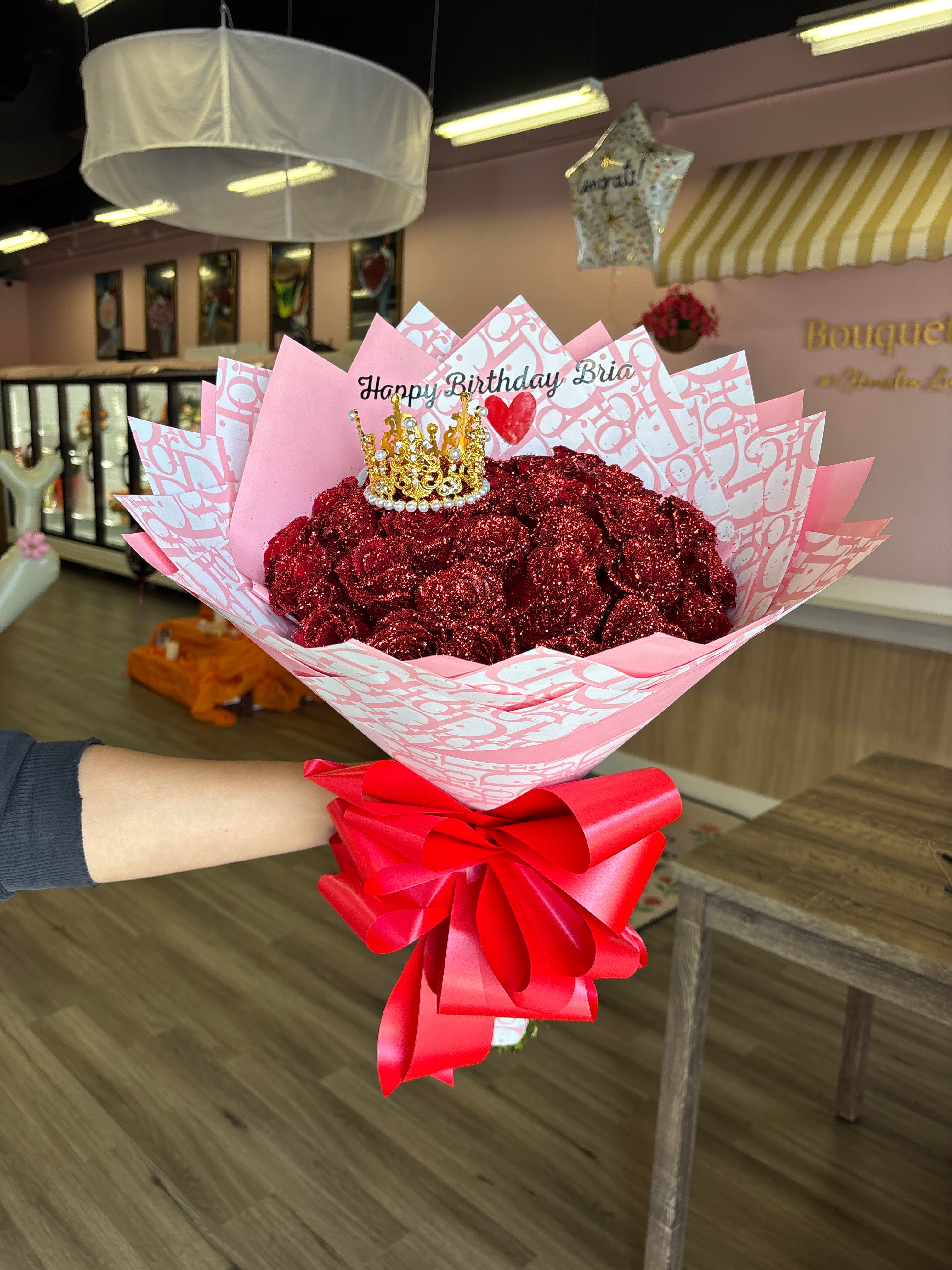 24 roses with glitter ❤️