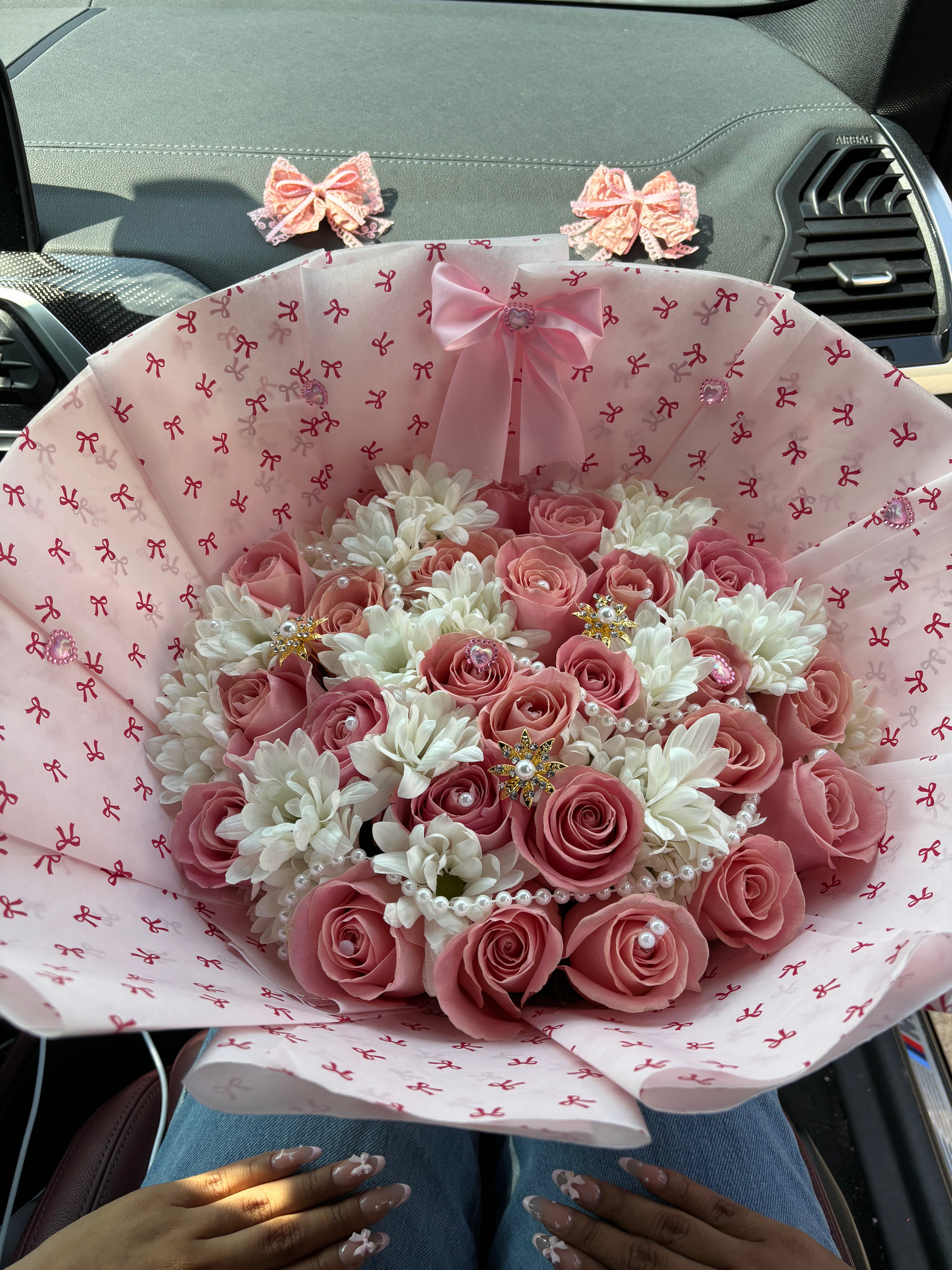 Coquette pink mixed bouquet 🎀