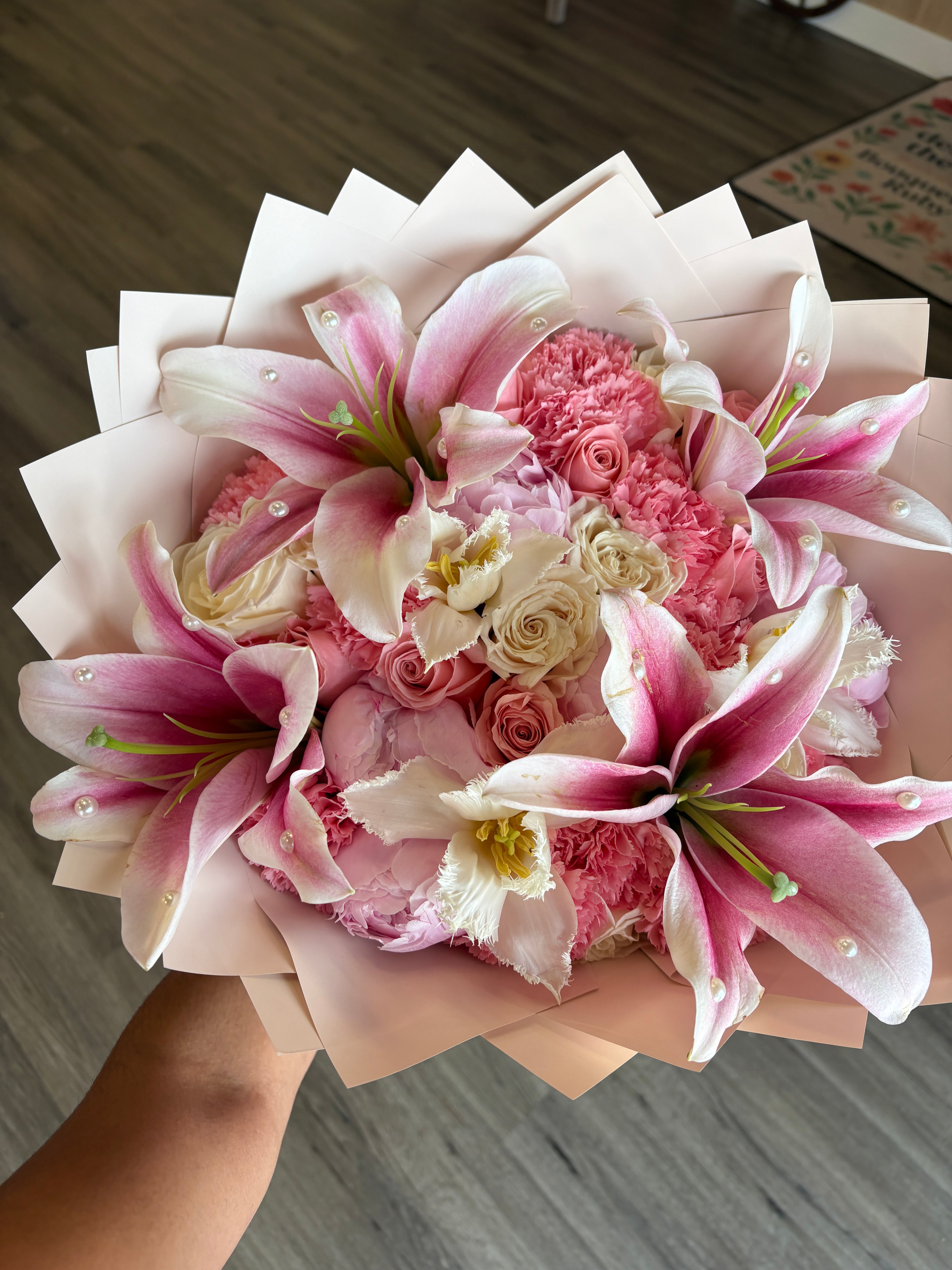 The pretty mix bouquet pearl 🌺