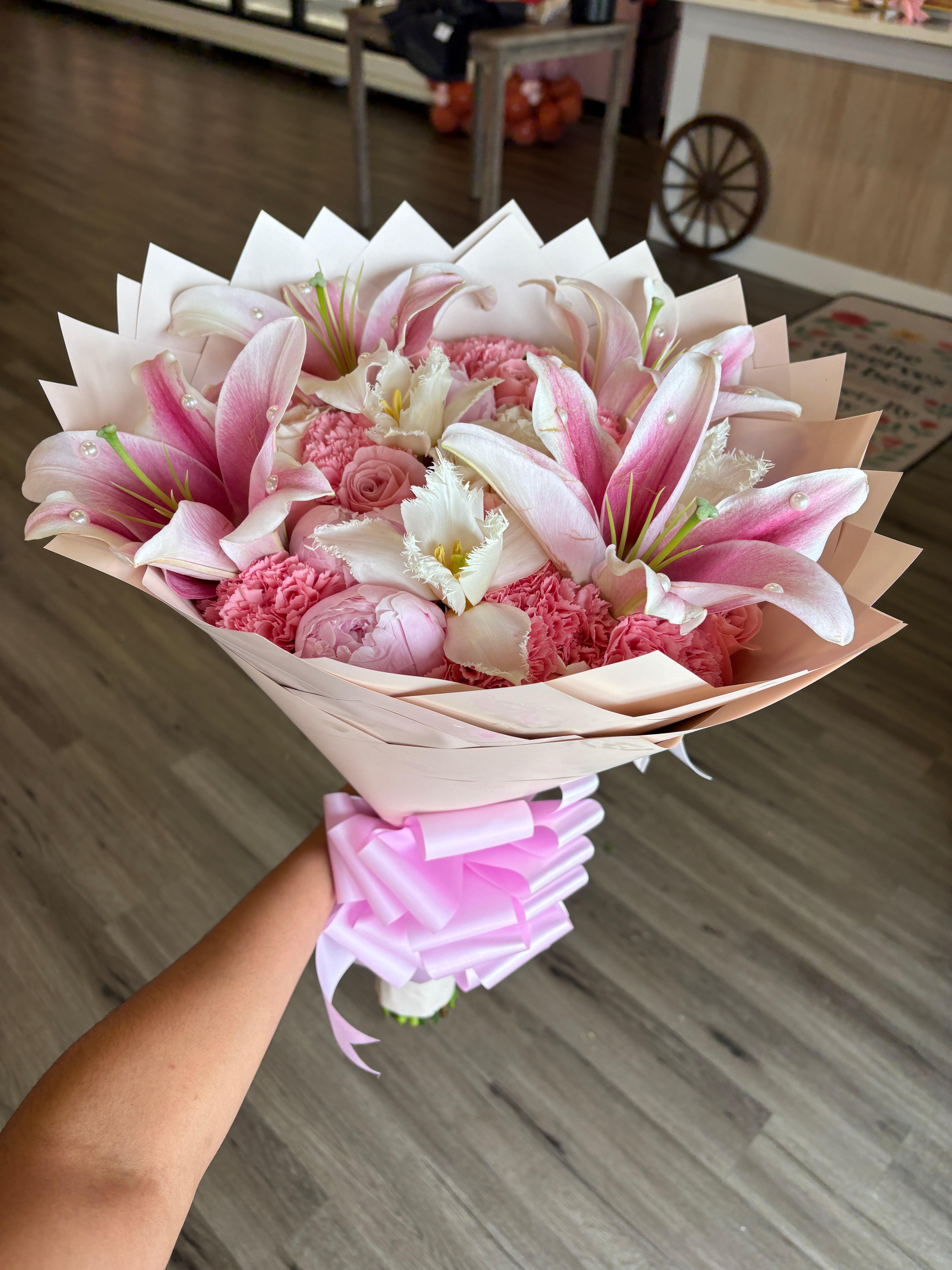 The pretty mix bouquet pearl 🌺