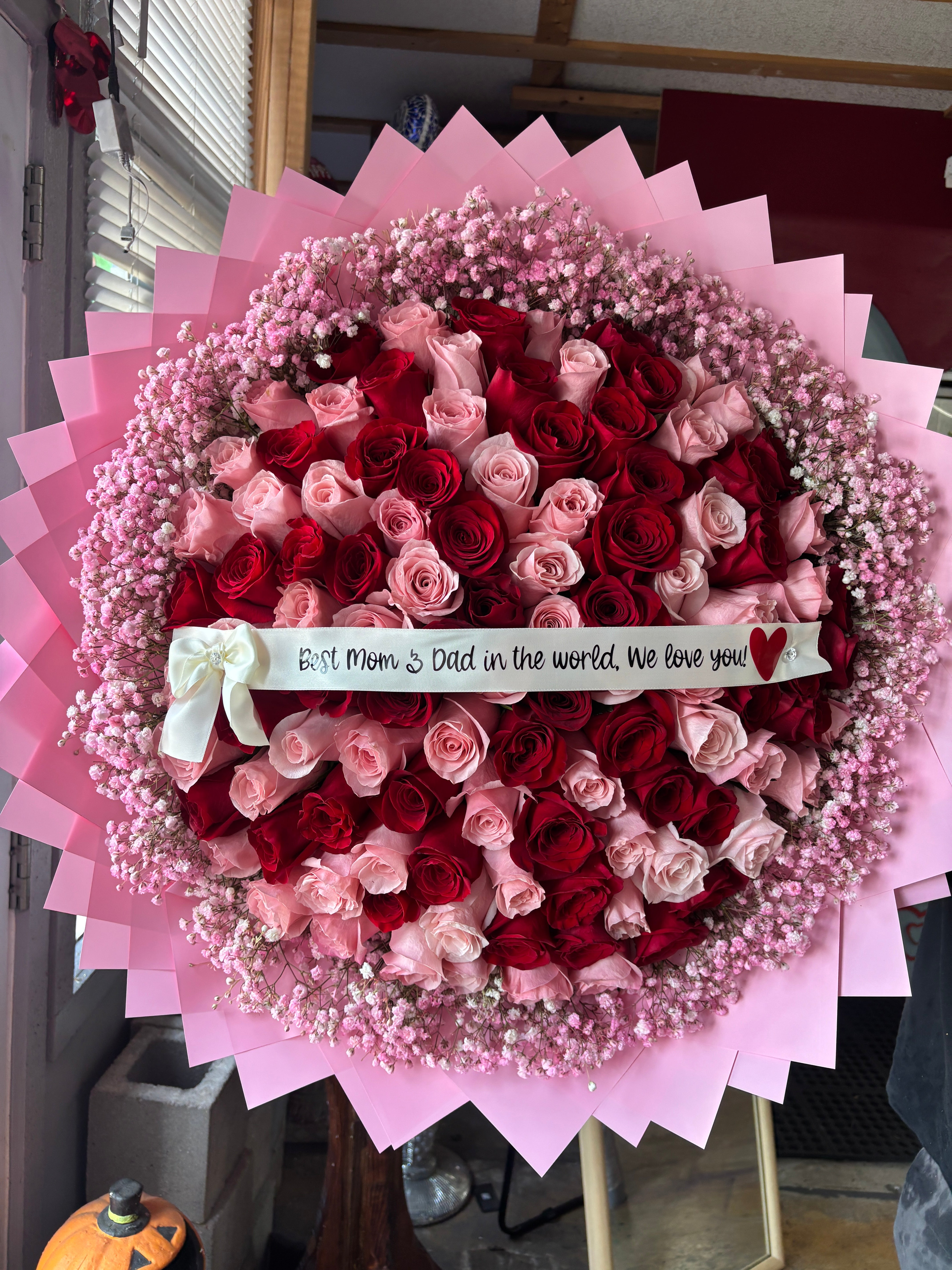 100 roses + Cloudy Rim for the Queen❤️