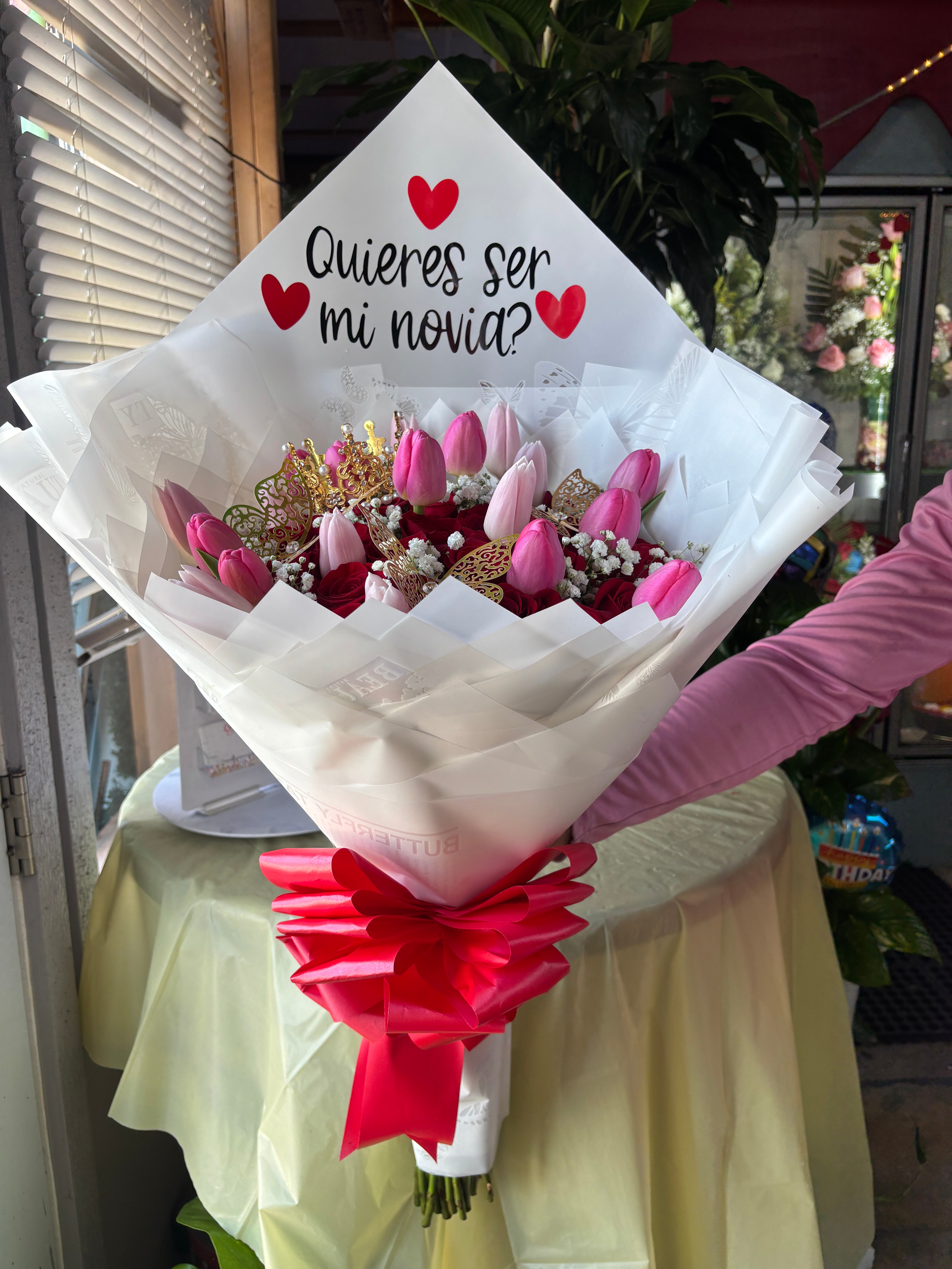 36 rose with 20 pink tulips✨🌷