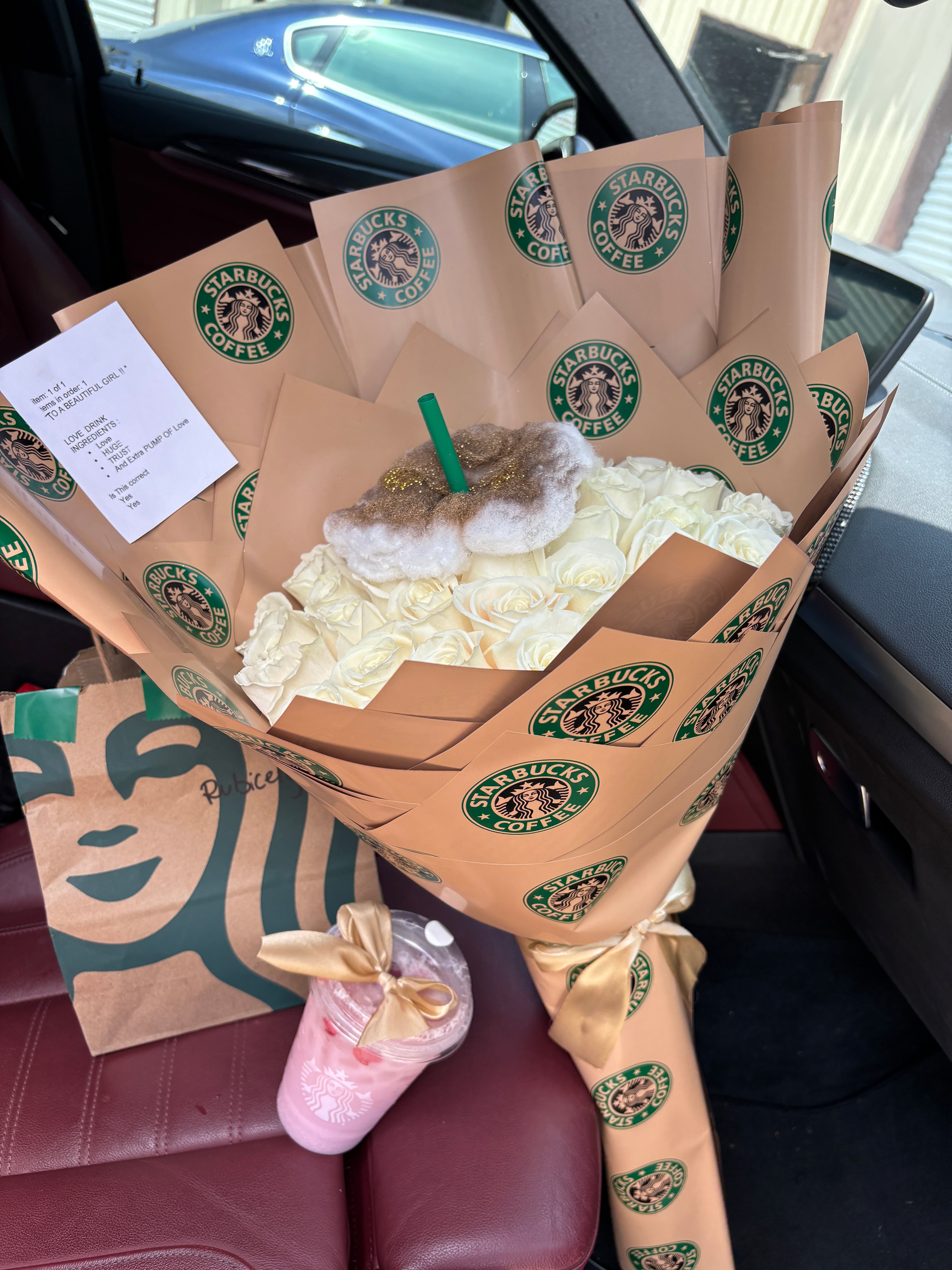 Starbucks drink bouquet🤎🍂