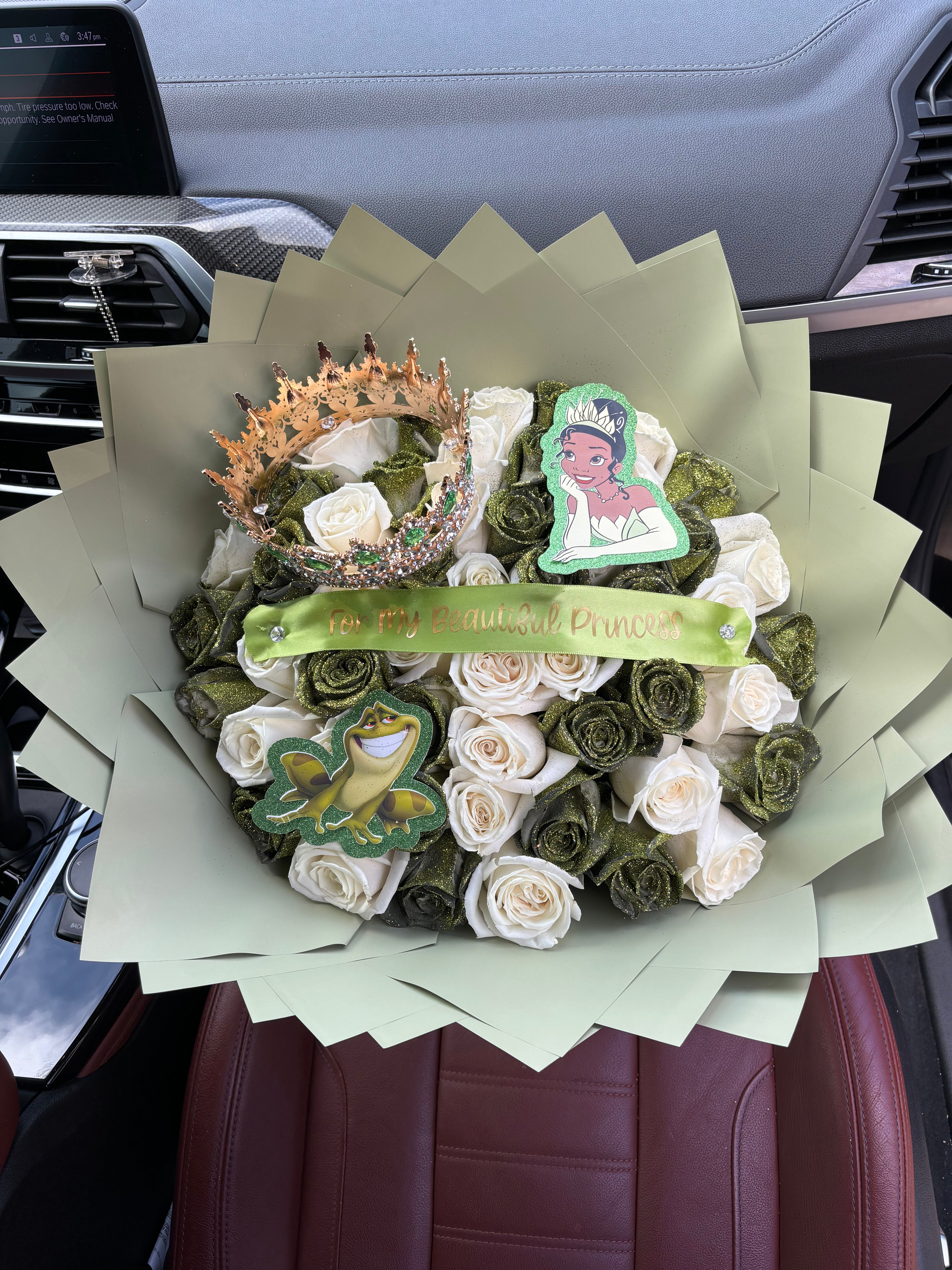 50 rose princess magical bouquet ✨