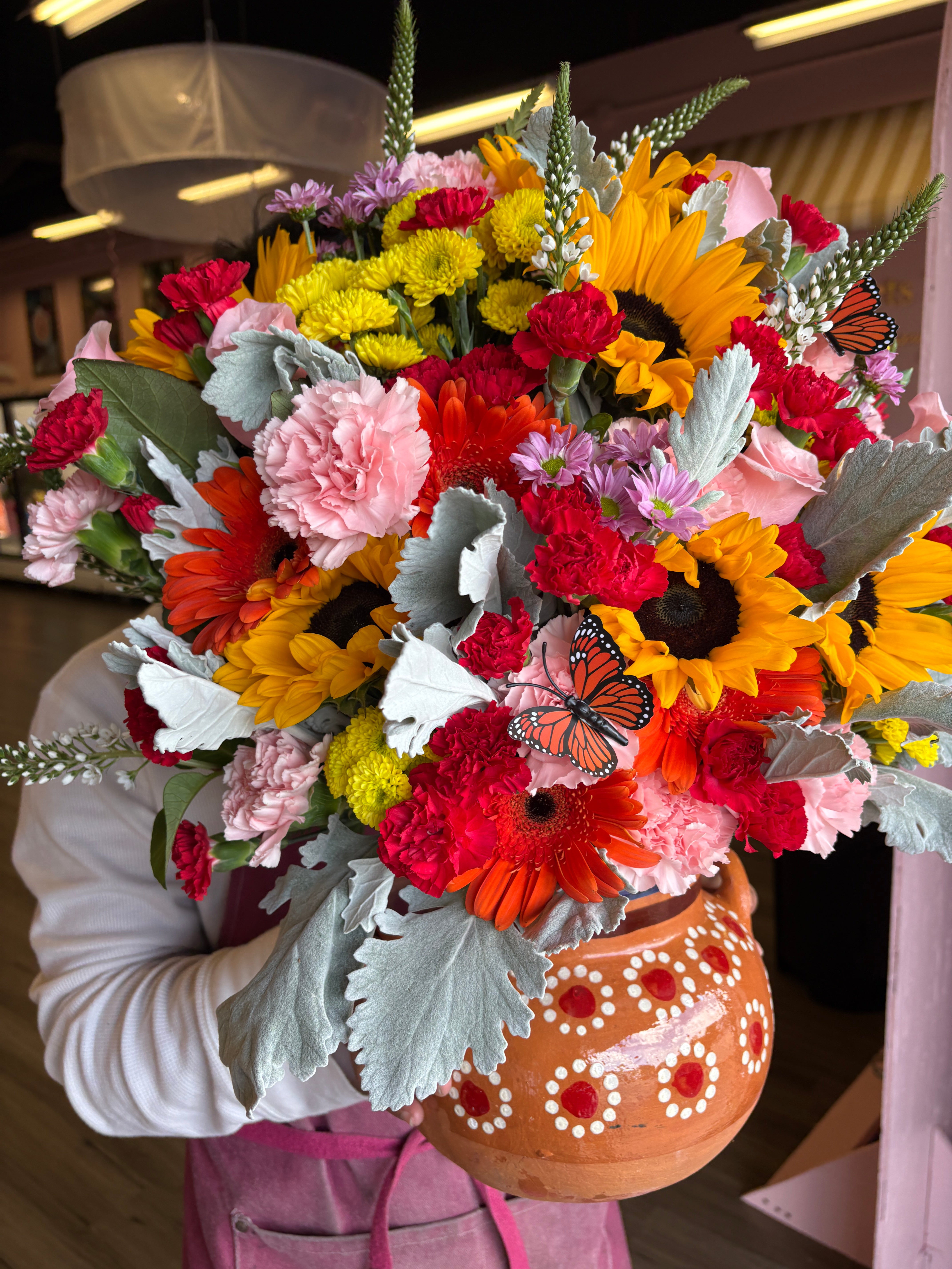 Medium colorful Ollita 🫘🌻🧡