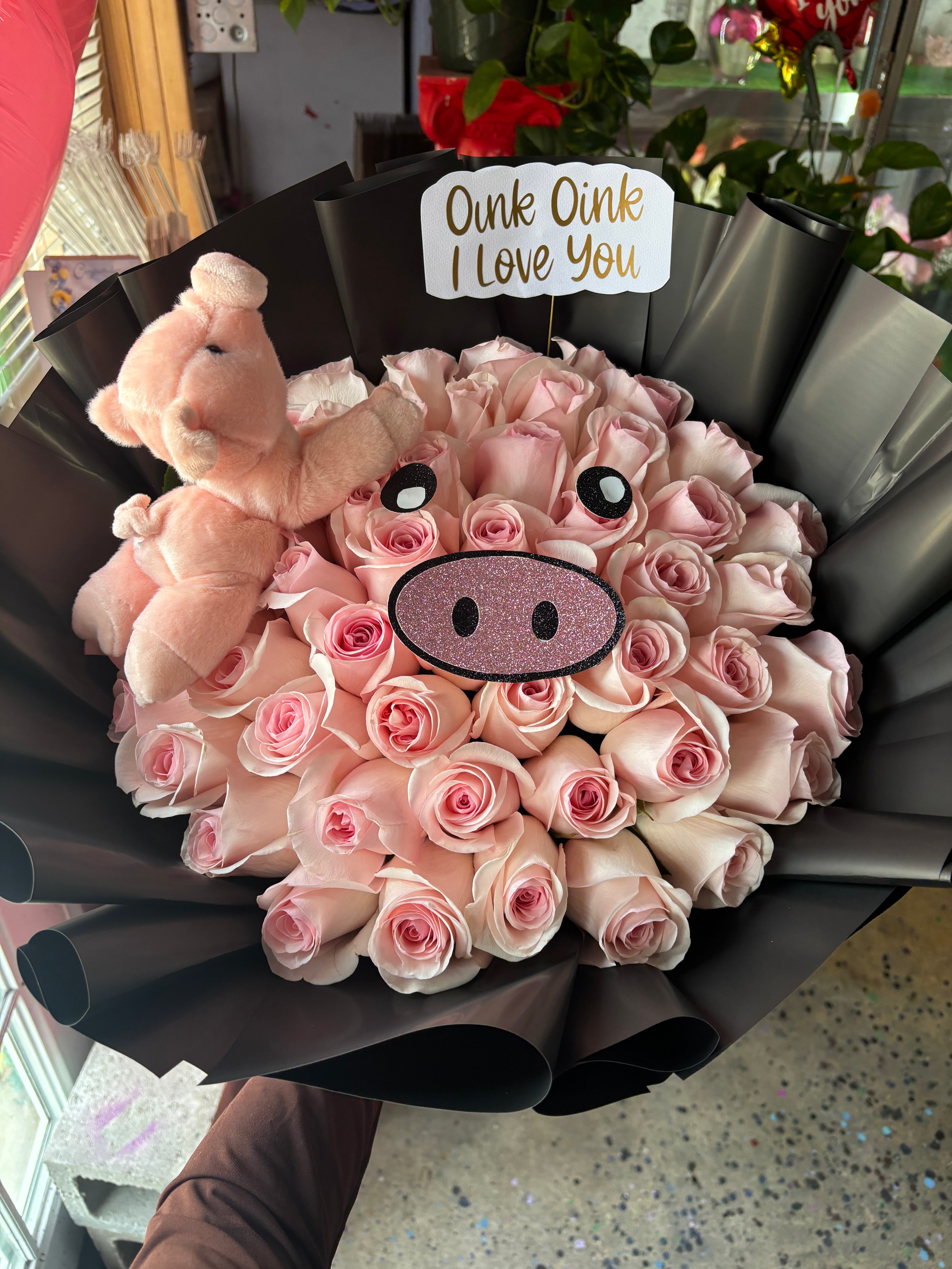 50 rose pink piggy bouquet 🐽💞