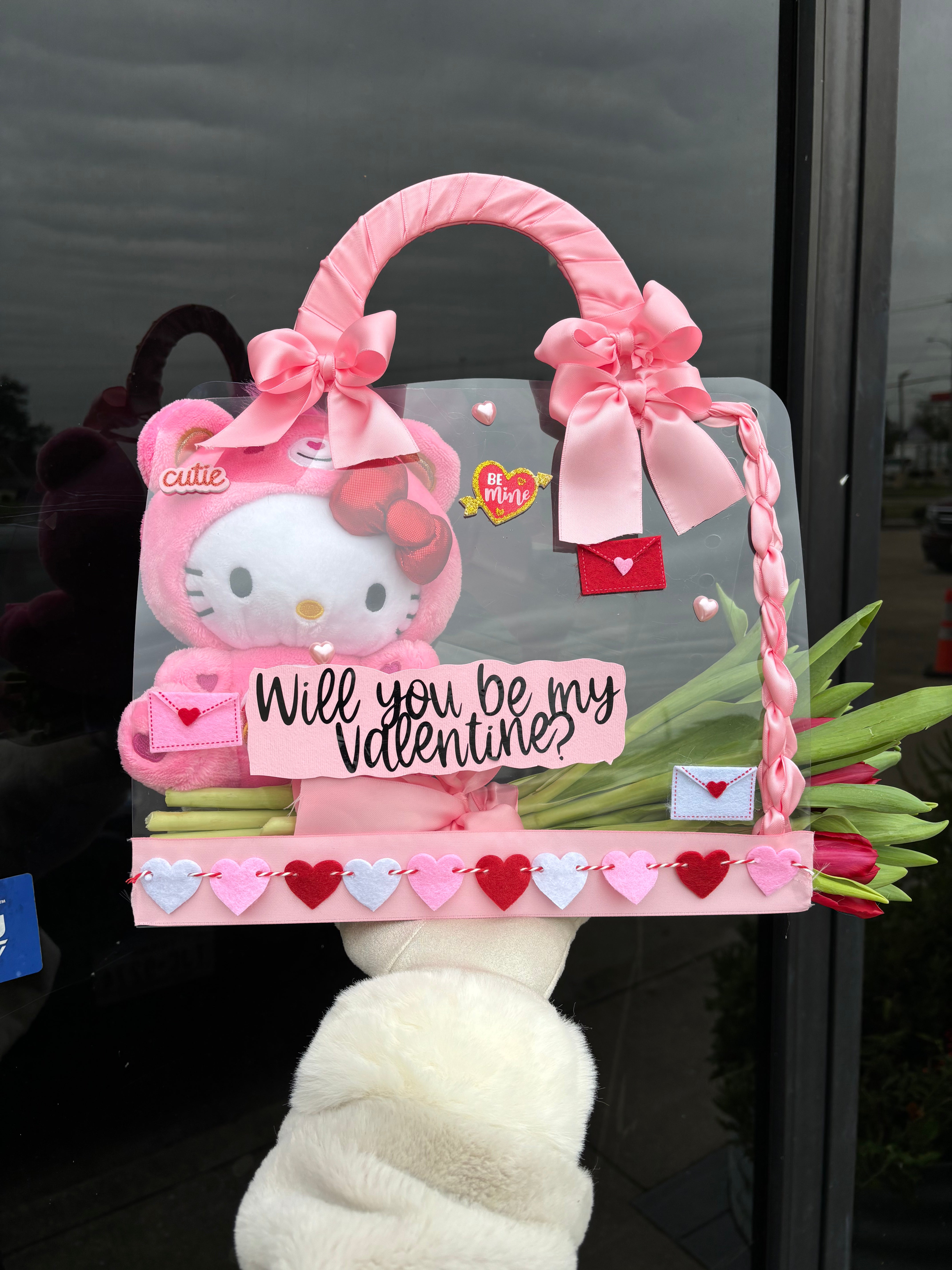 10 Tulip Floral purse with plushy 💘💞✨