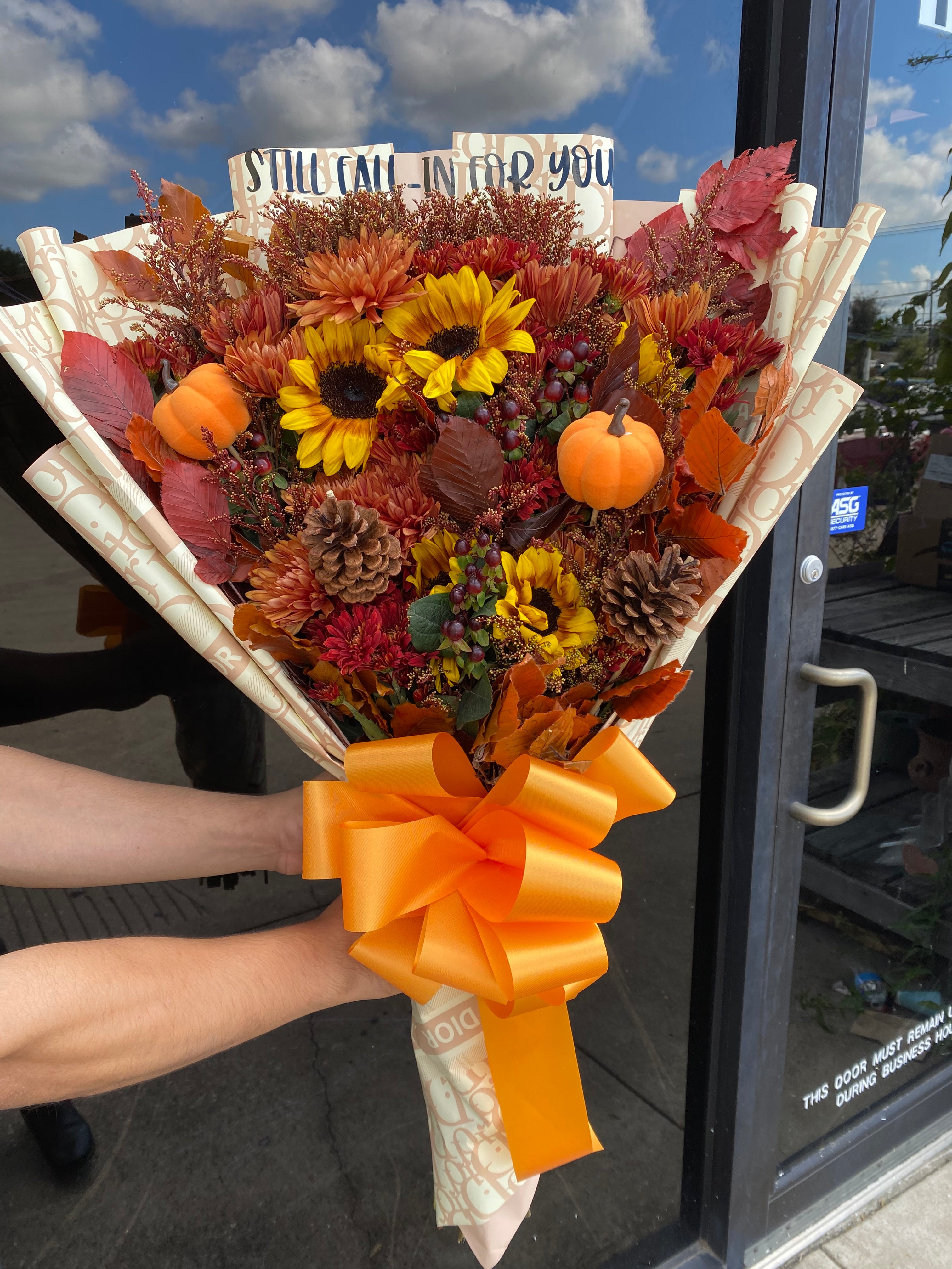 Large Deluxe fall freestyle bouquet mixed for the one I fell for🍂🤎