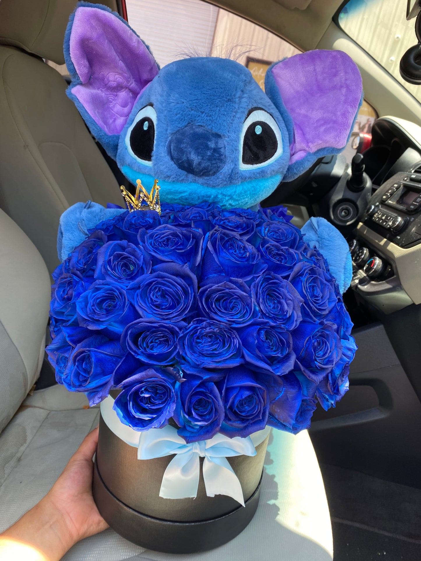 Stitch Box + Big stitch plush 💙