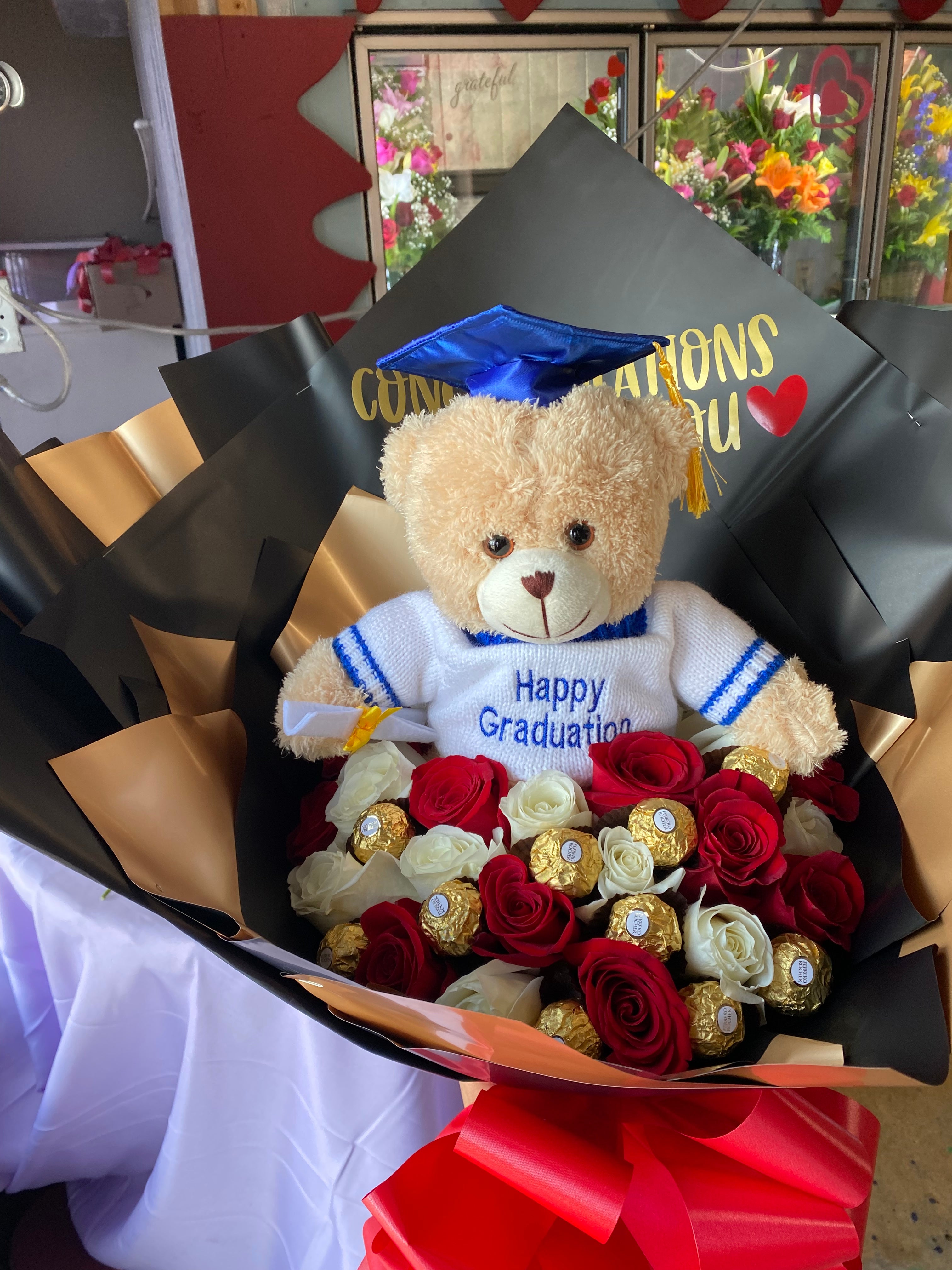 GRAD: 24 rose + Teddy + Chocolates🎓🐻