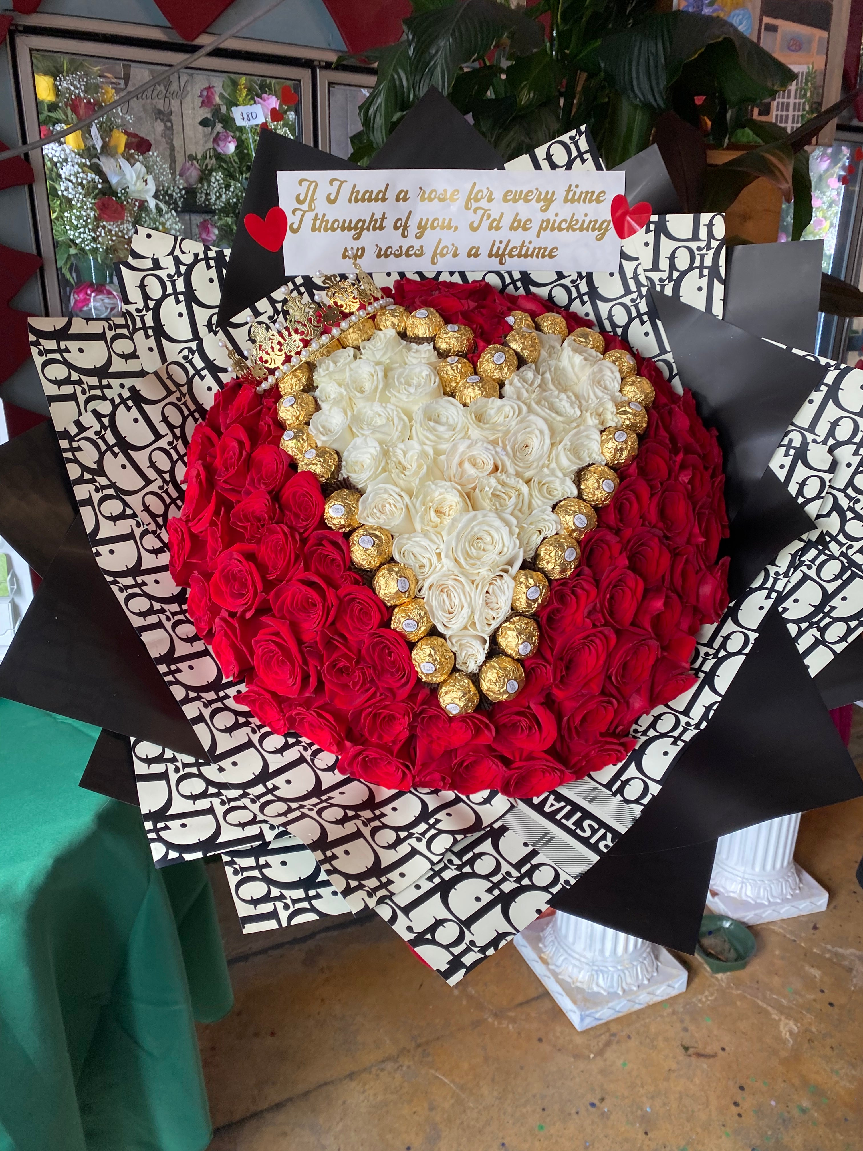 100 Heart Chocolate Rose Deluxe❤️
