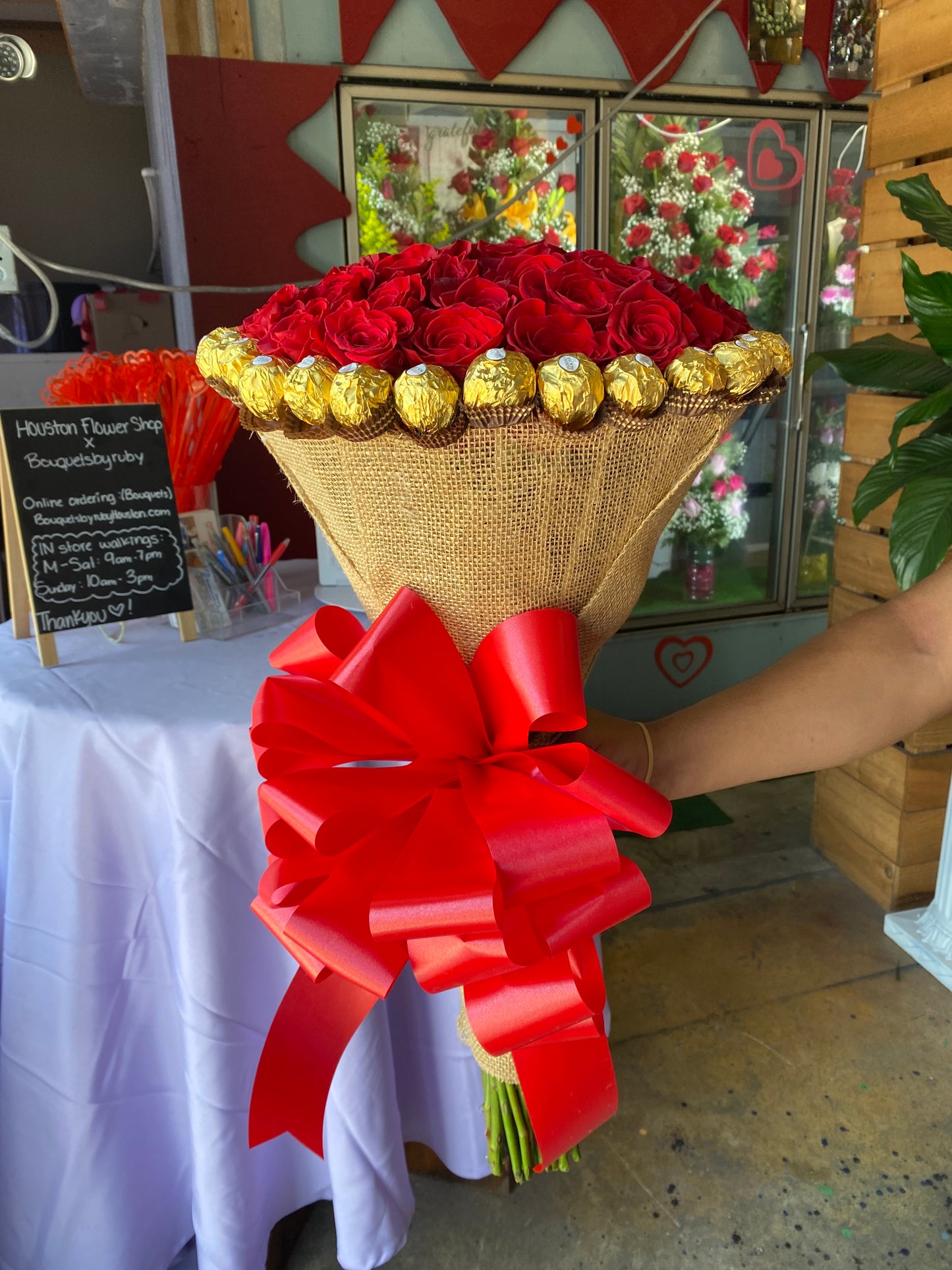 50 Rose Ferrero Chocolate Rim ❤️