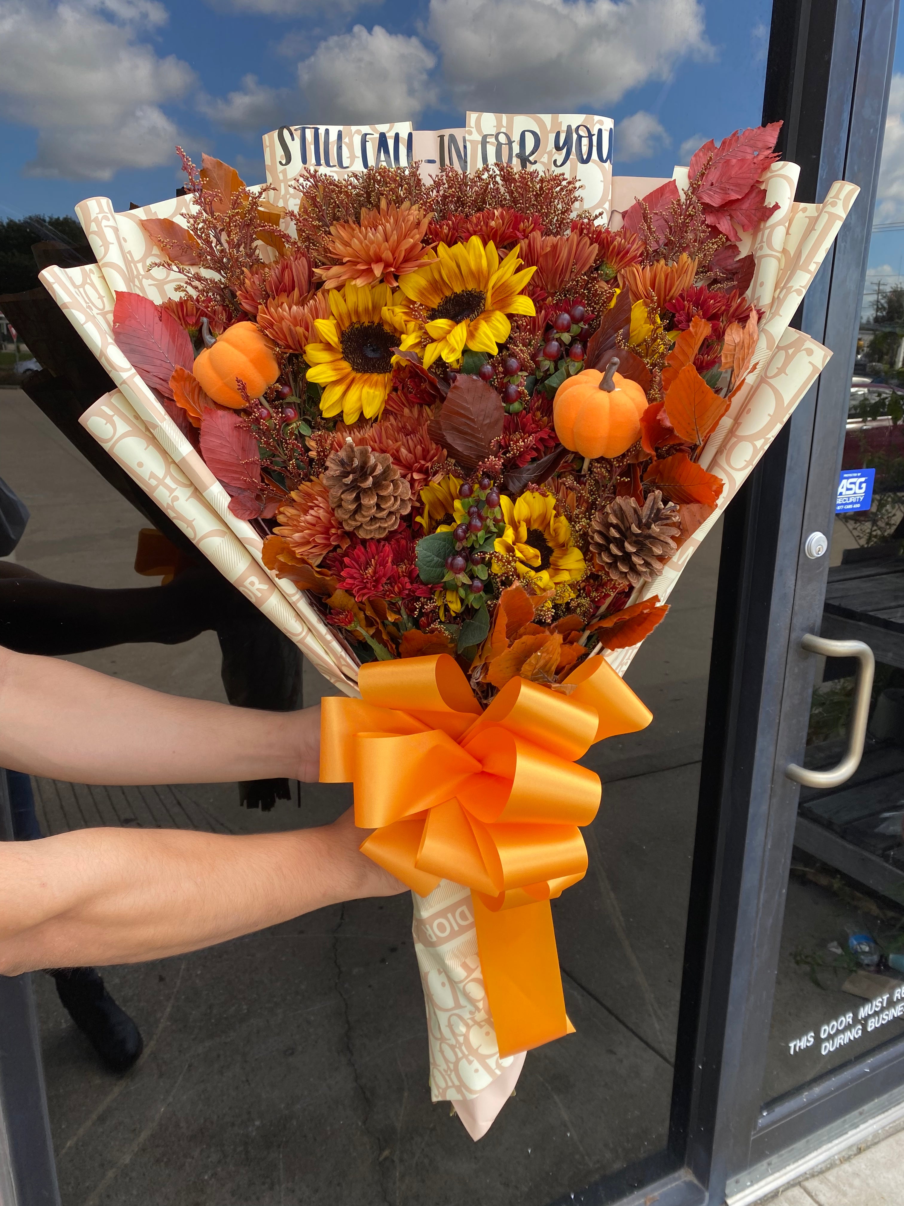 Large Deluxe fall freestyle bouquet mixed for the one I fell for🍂🤎