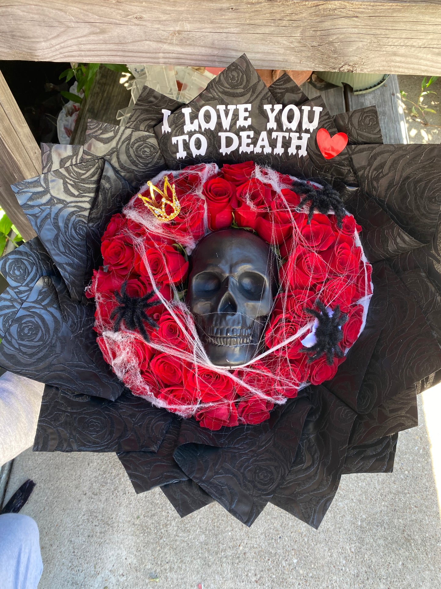 30 rose black skull love with spider pull 🕷️