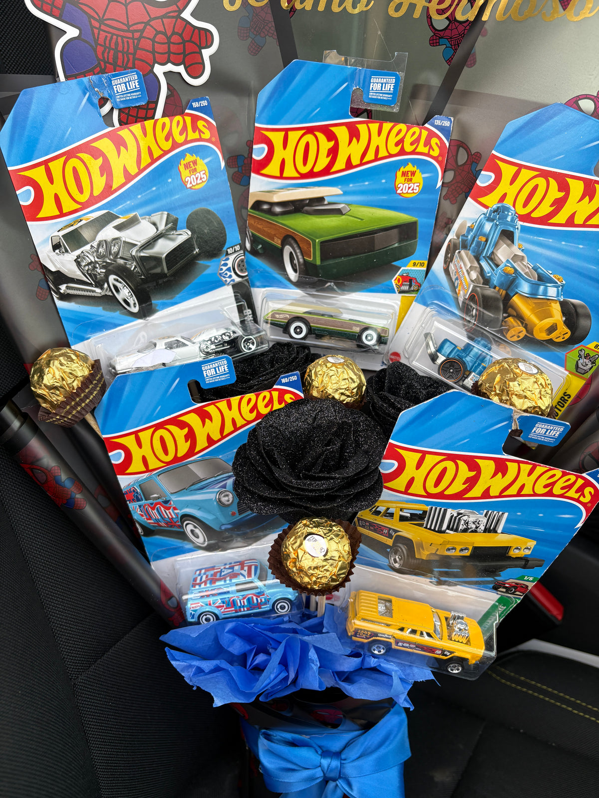 5 cars bouquet + 3 eternal + 4 chocolate + Spiderman topper 💙