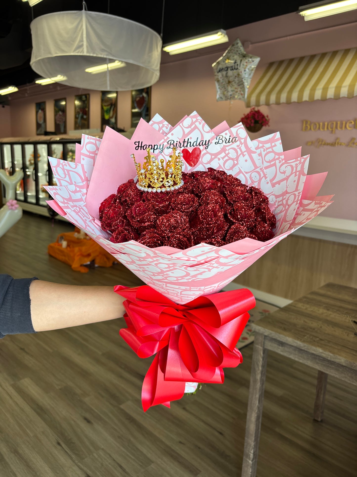 24 roses with glitter ❤️