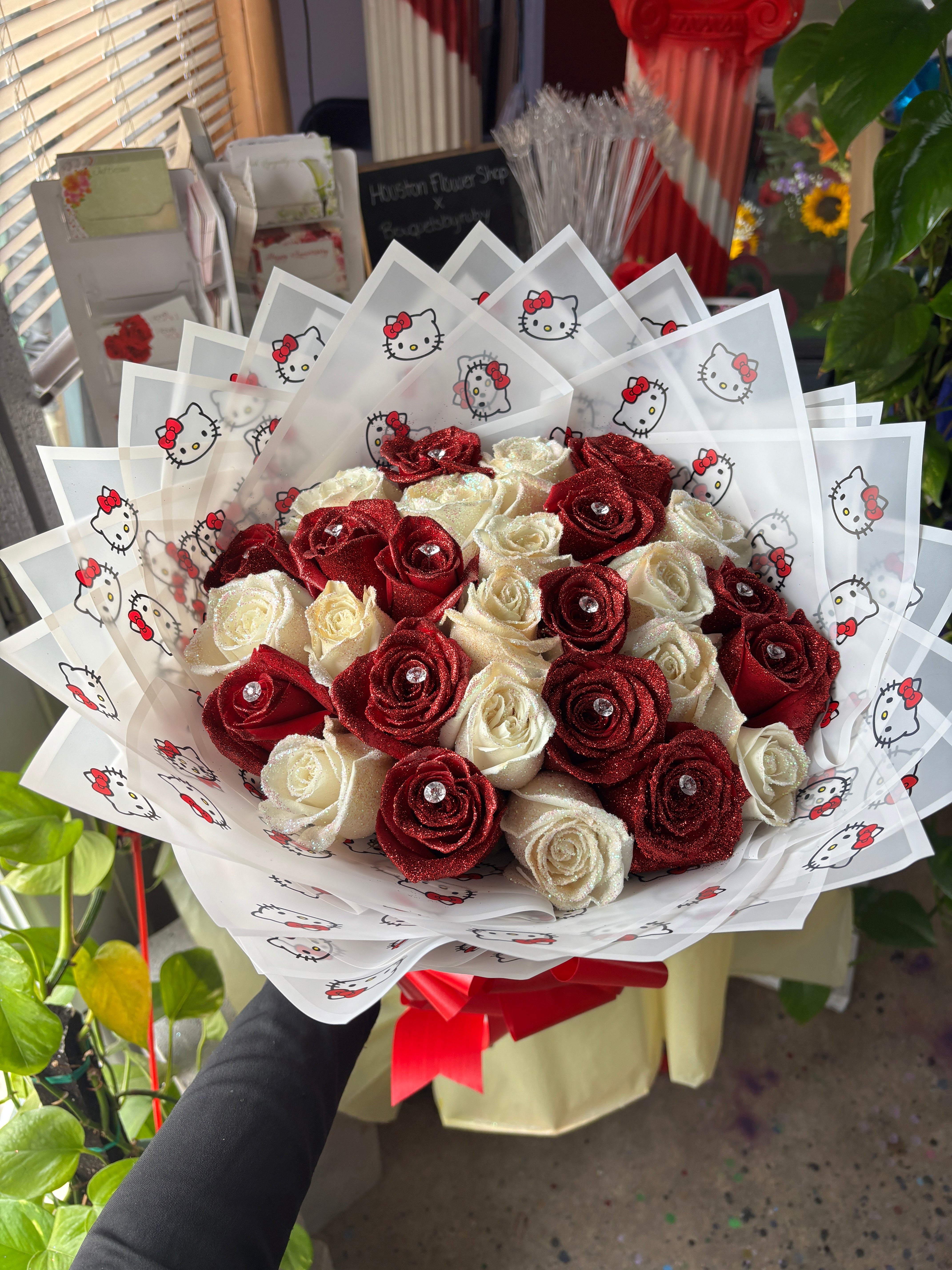 25ct glitter roses for my queen❤️