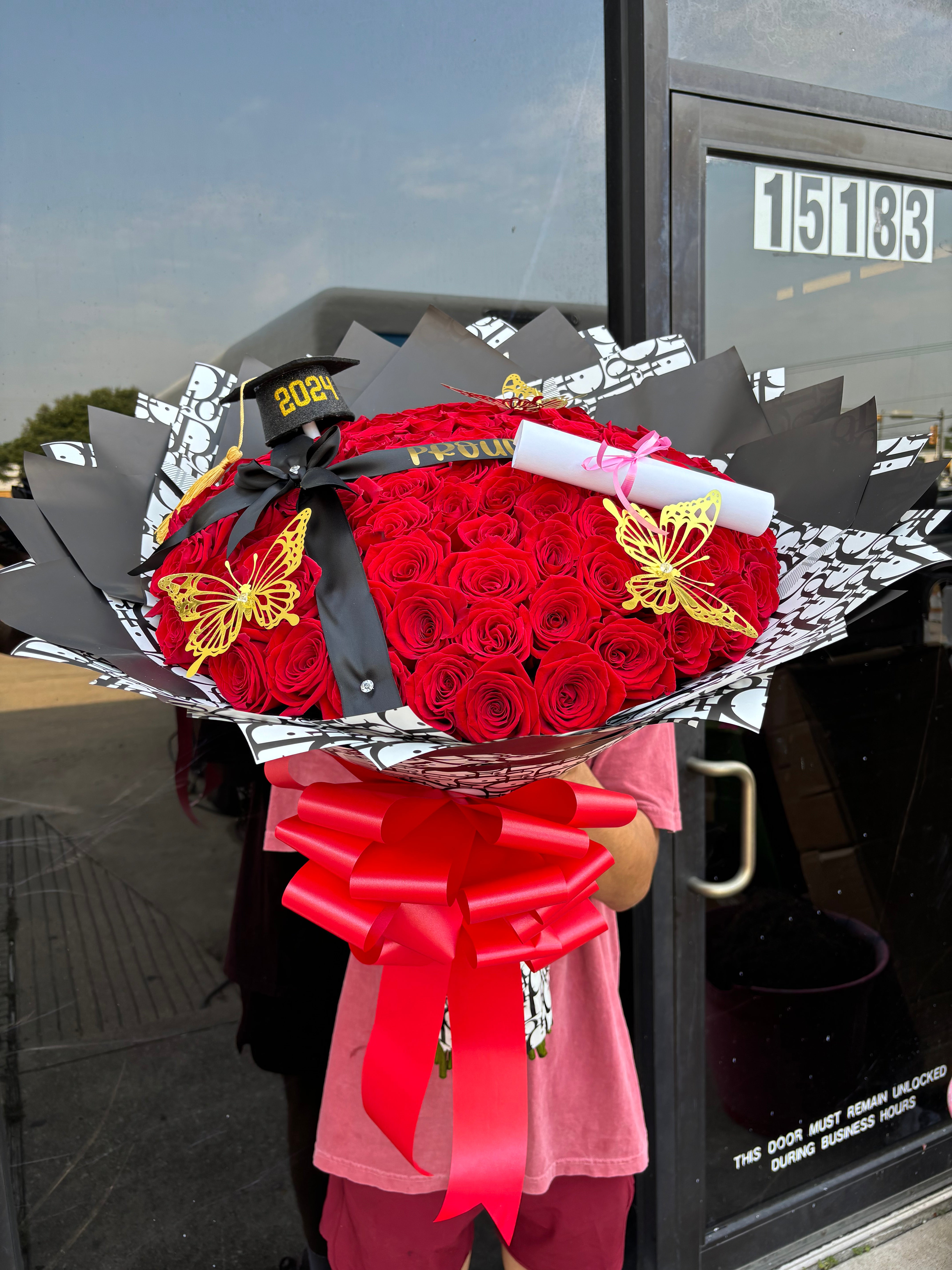 100 rose Ramo Buchon Grad bouquet🎓