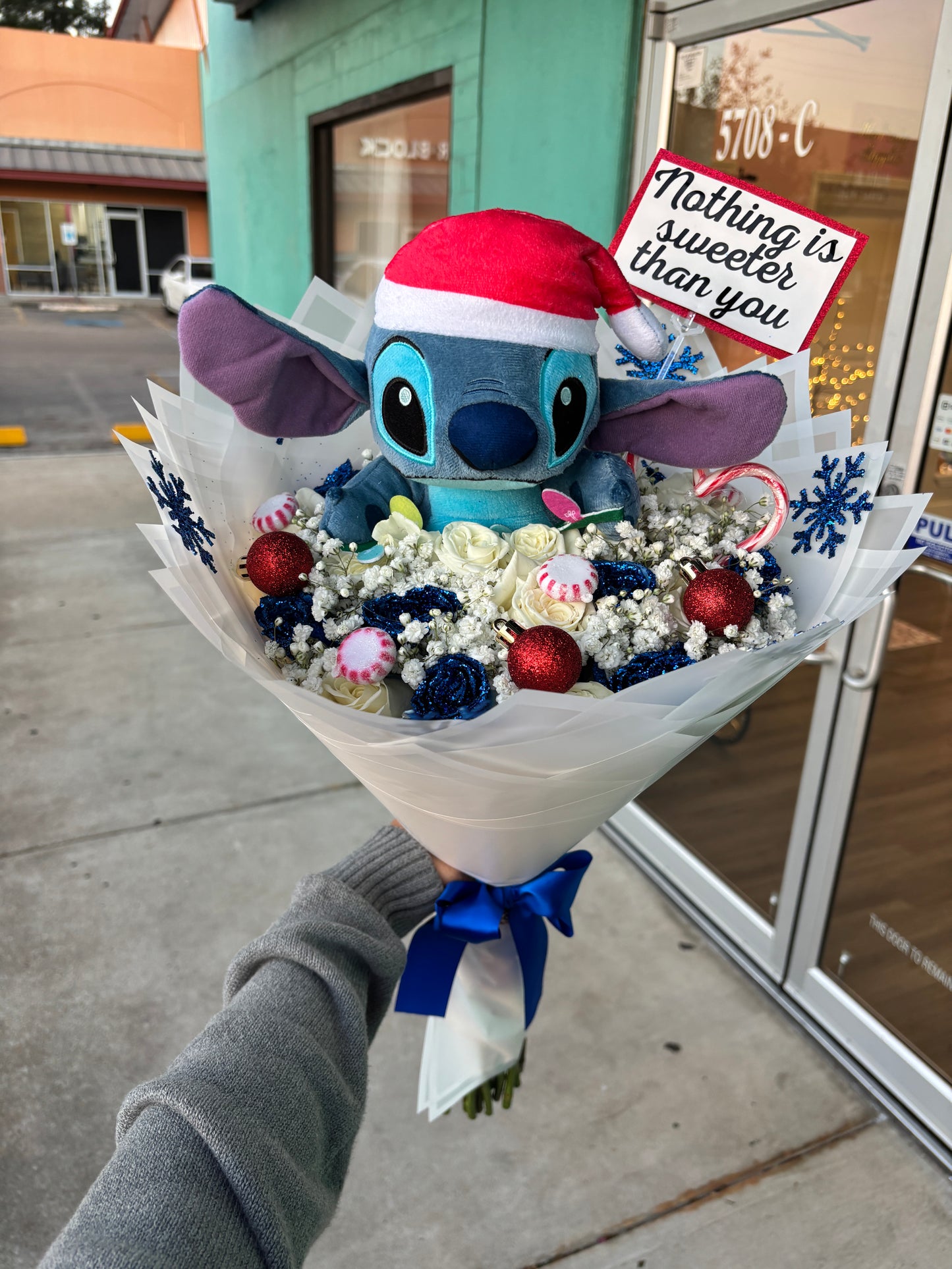 Stitch Winterland Bouquet🎄