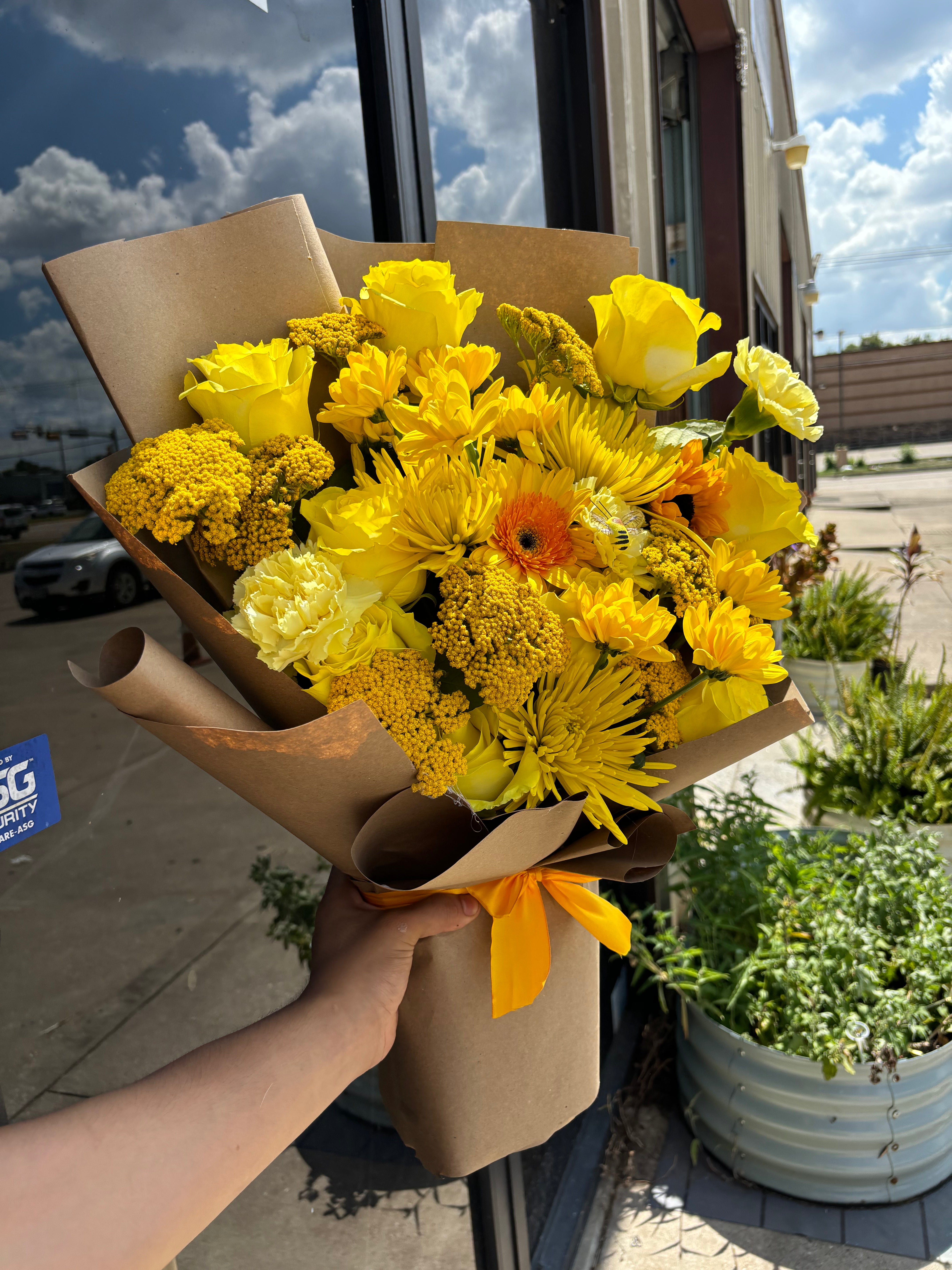 Yellow Korean style  love flowers  🌼💛