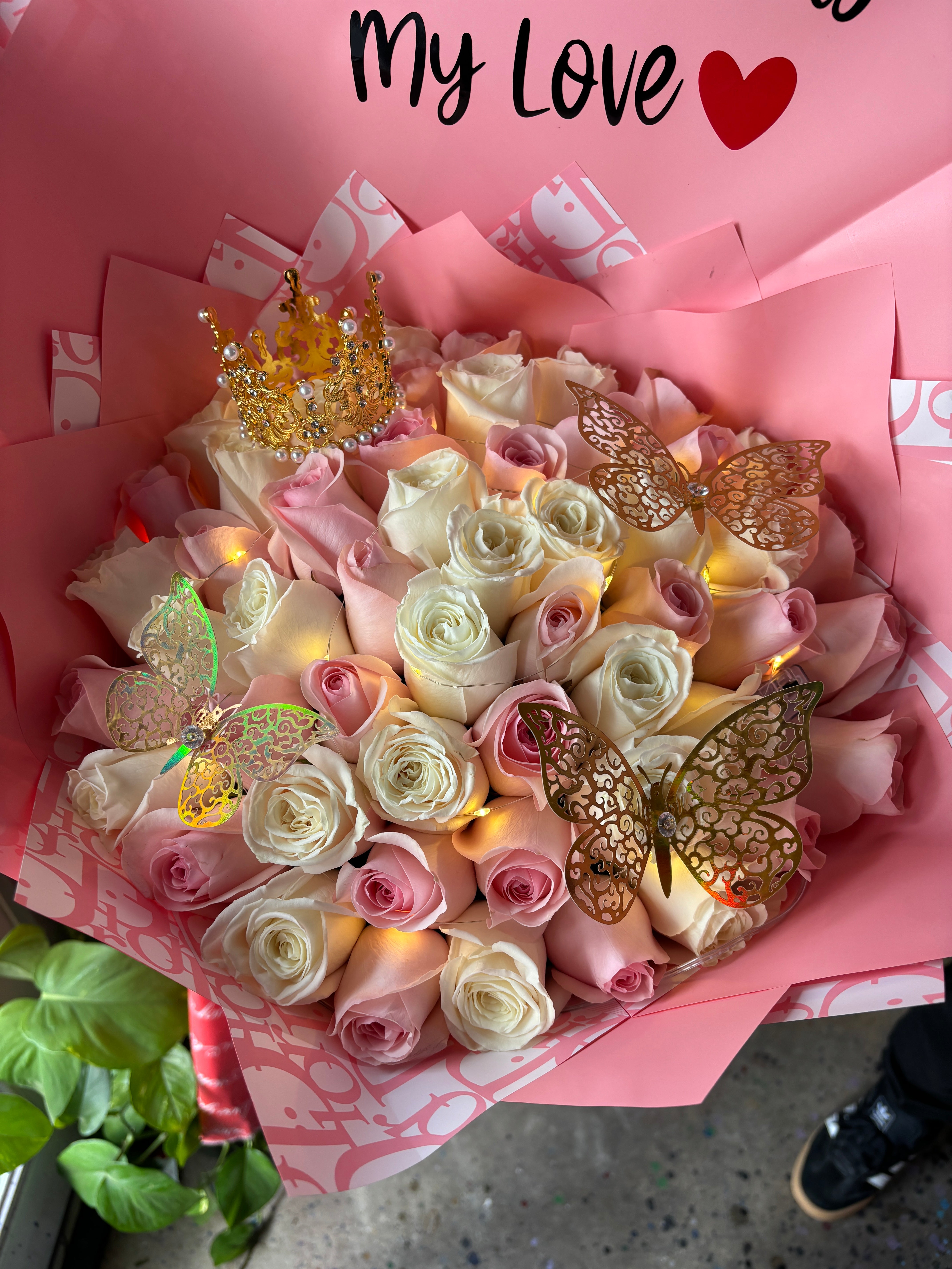 50 rose you make my heart light up pink 🌸