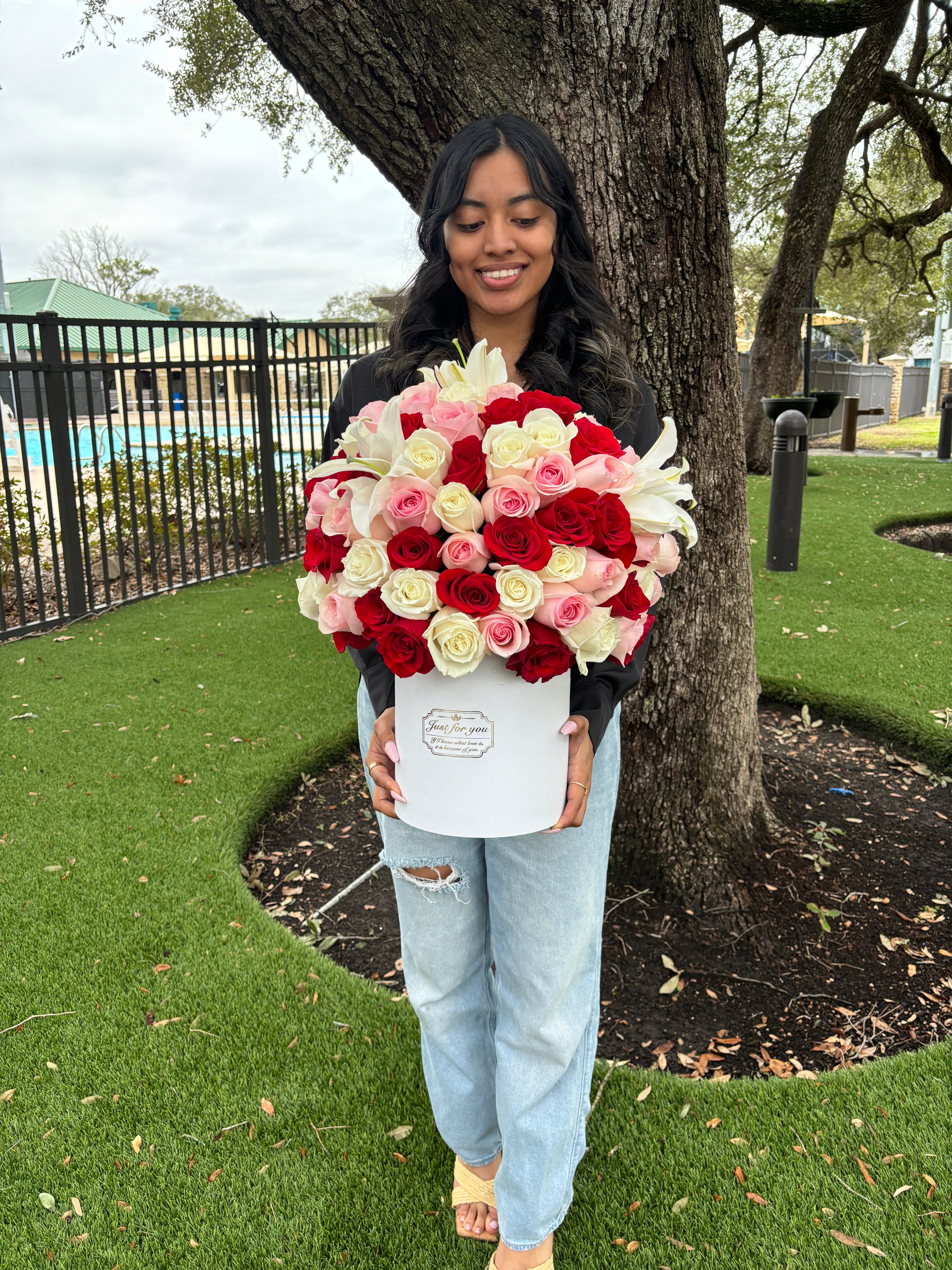 75 ct Round love rose box ❤️