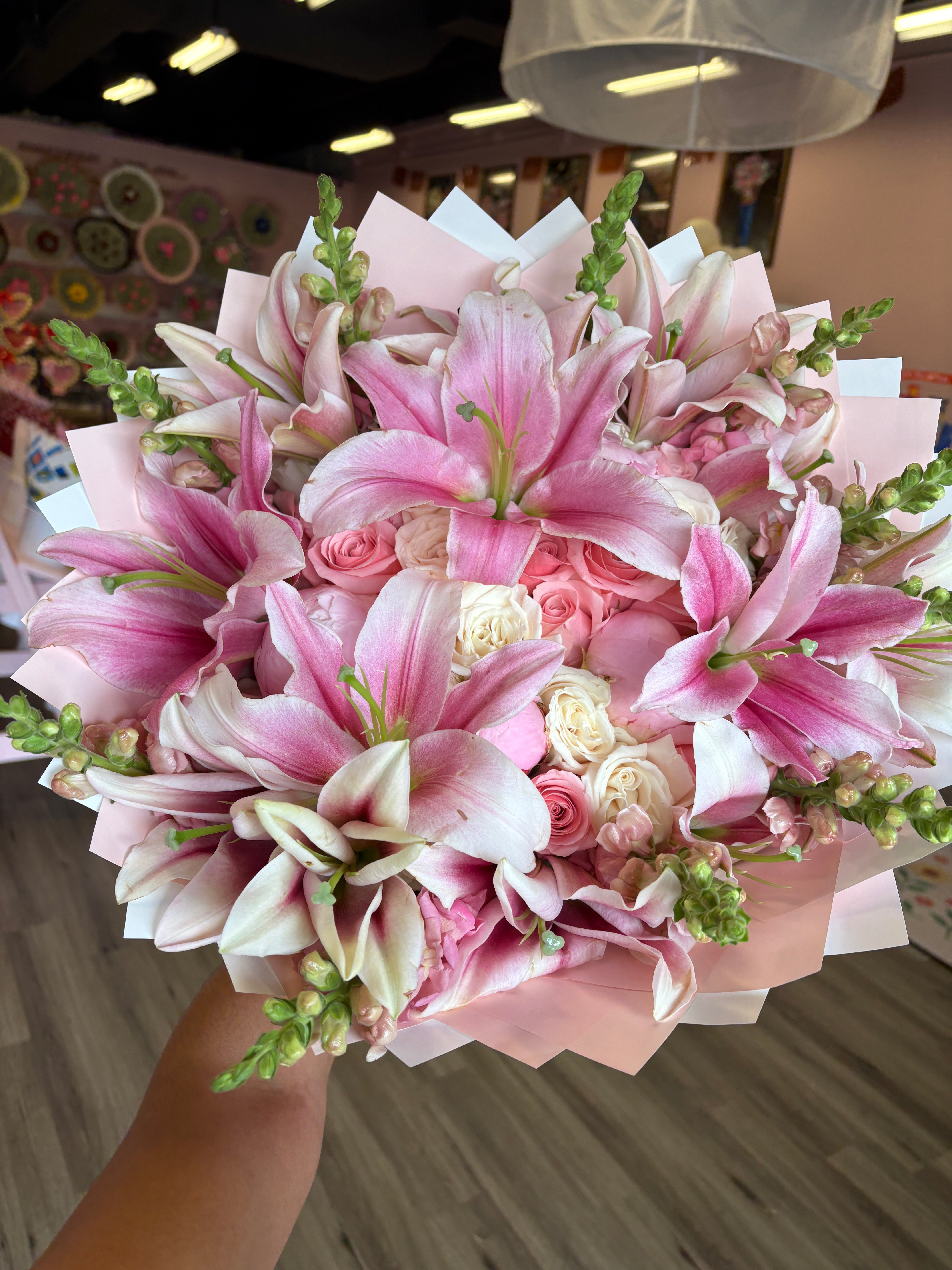 Lily dream + 5 peony 🌺