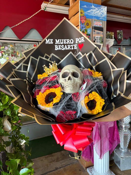 36 rose + Sunflower Skull Deluxe🖤