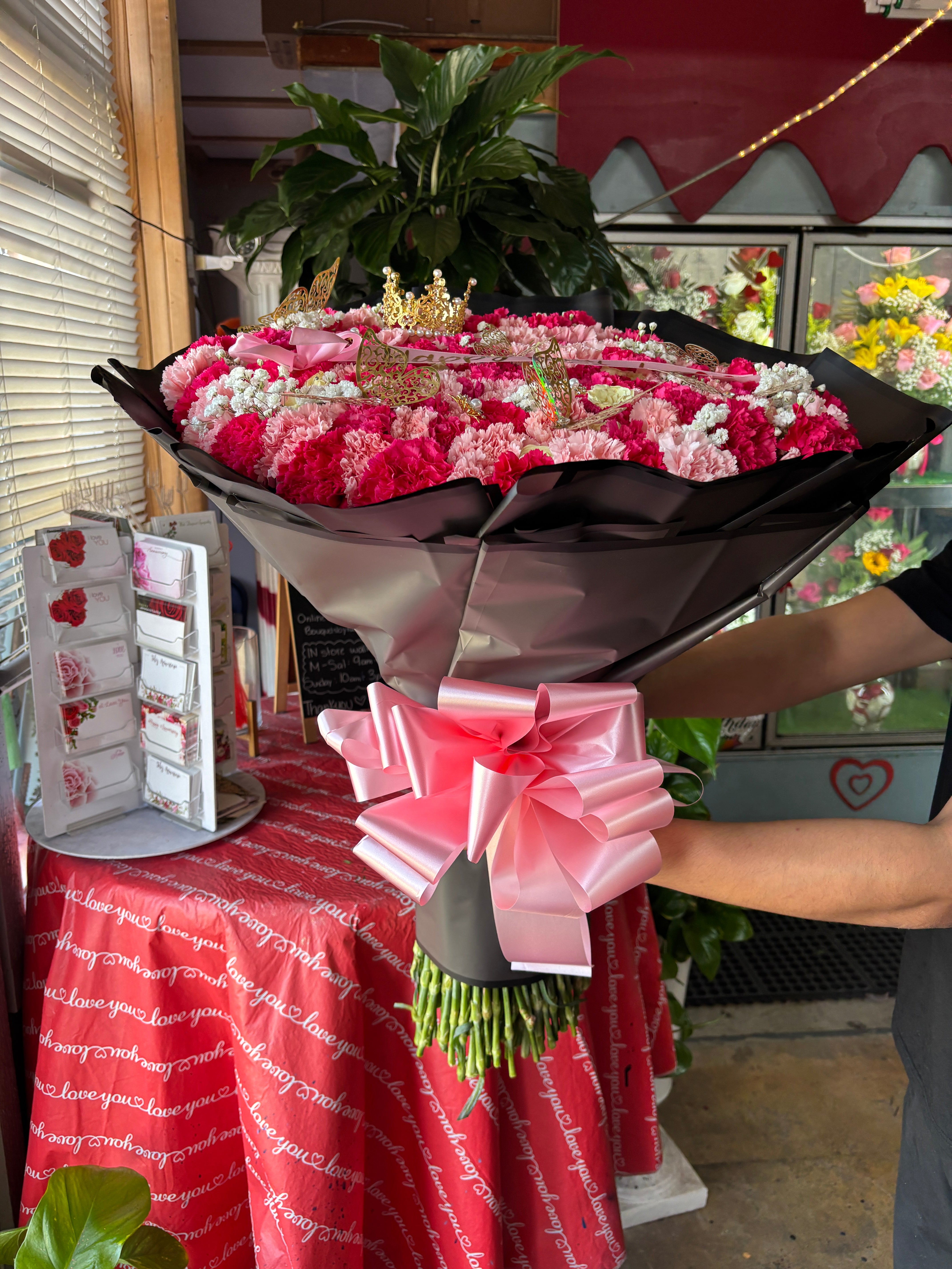 Carnations and roses ramo buchón 🎀