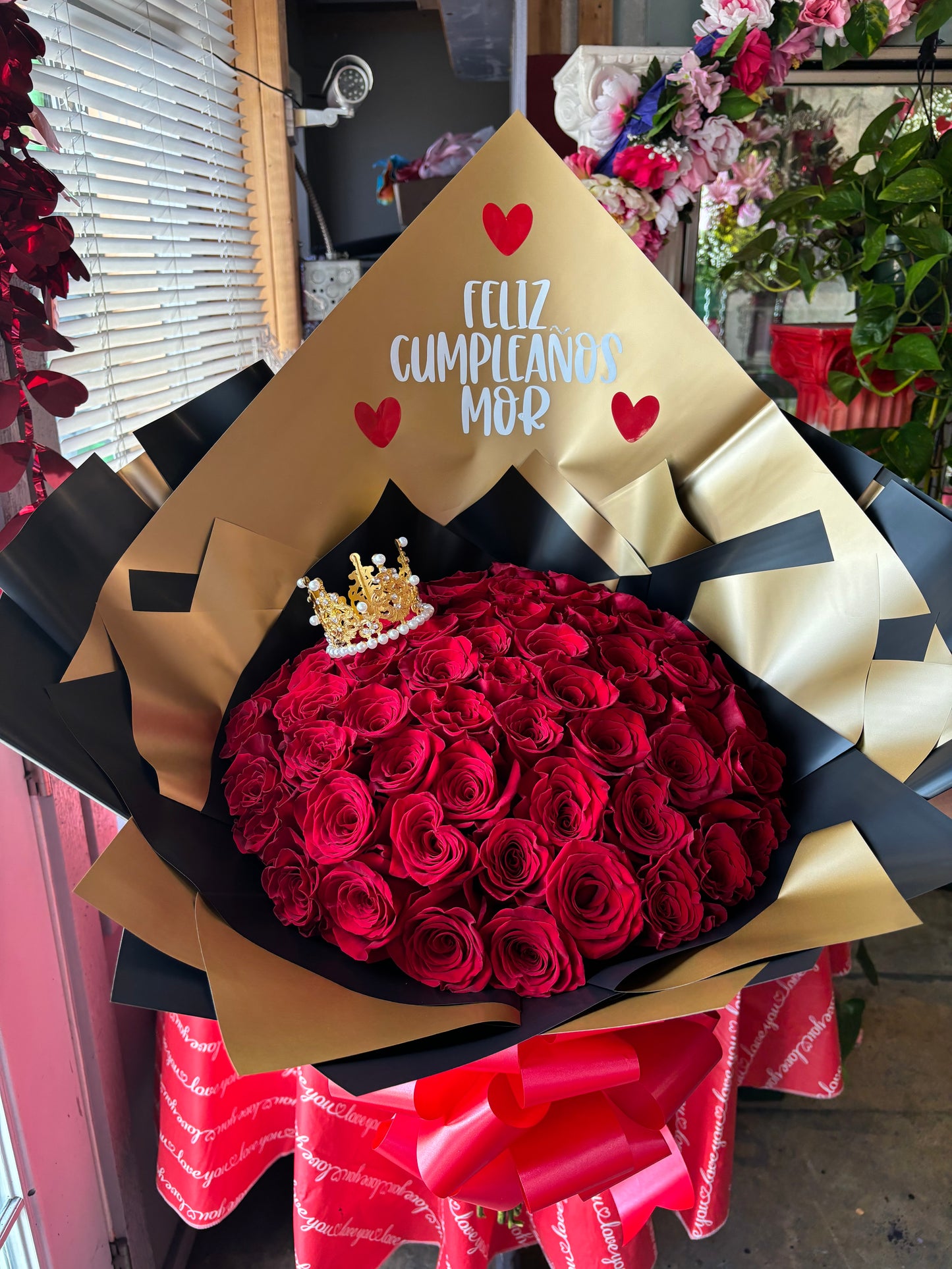 50 red classic roses with mini crown ❤️