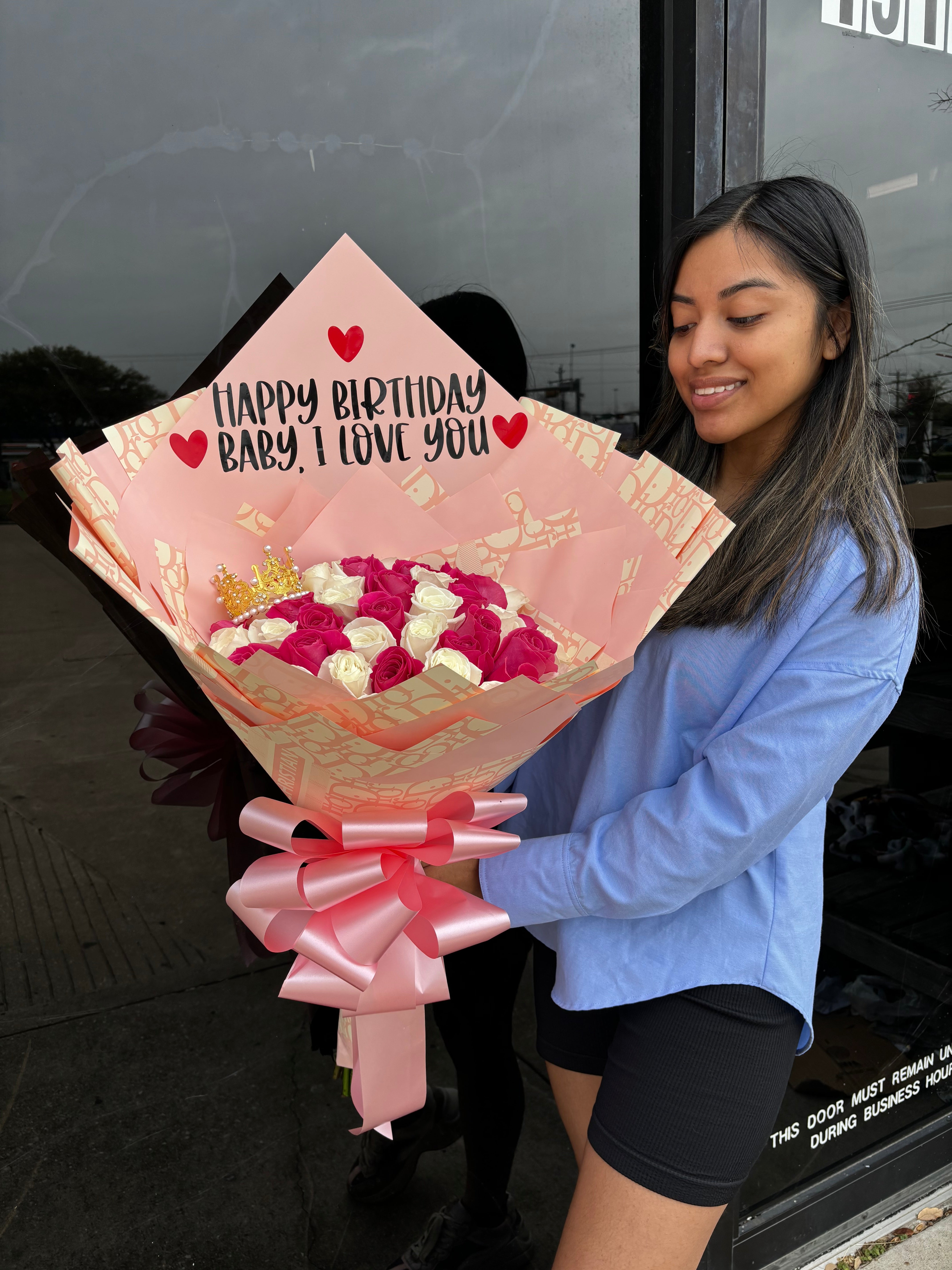 36 roses Hot pink & white  ❤️