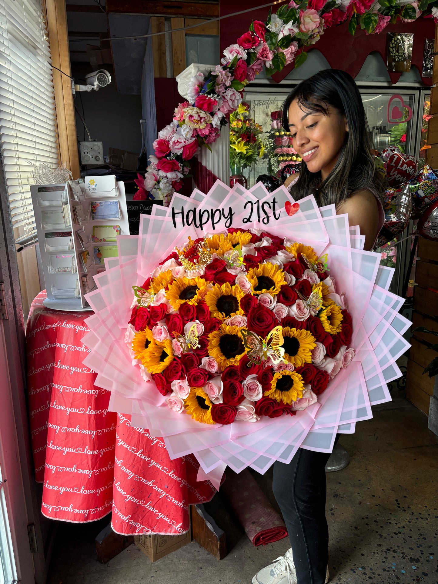 100 rose + sunflowers❤️