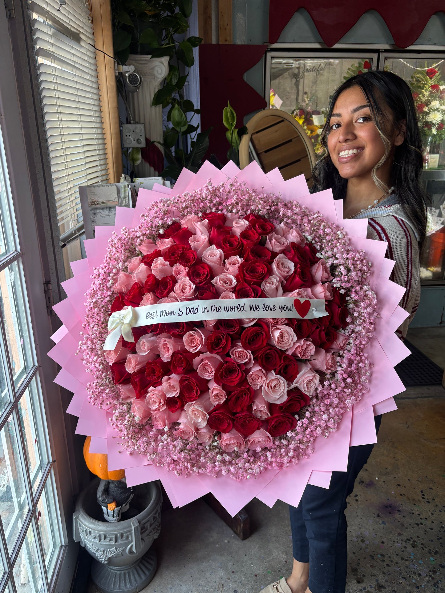 100 roses + Cloudy Rim for the Queen❤️