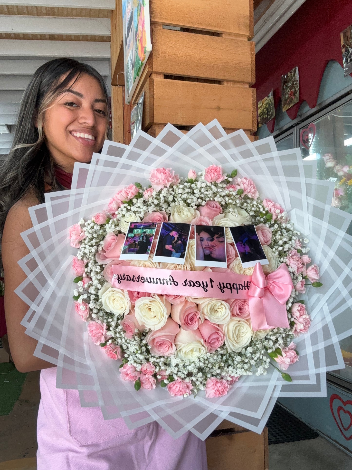 36 roses + cloudy rim + pink + polarioid pics📸