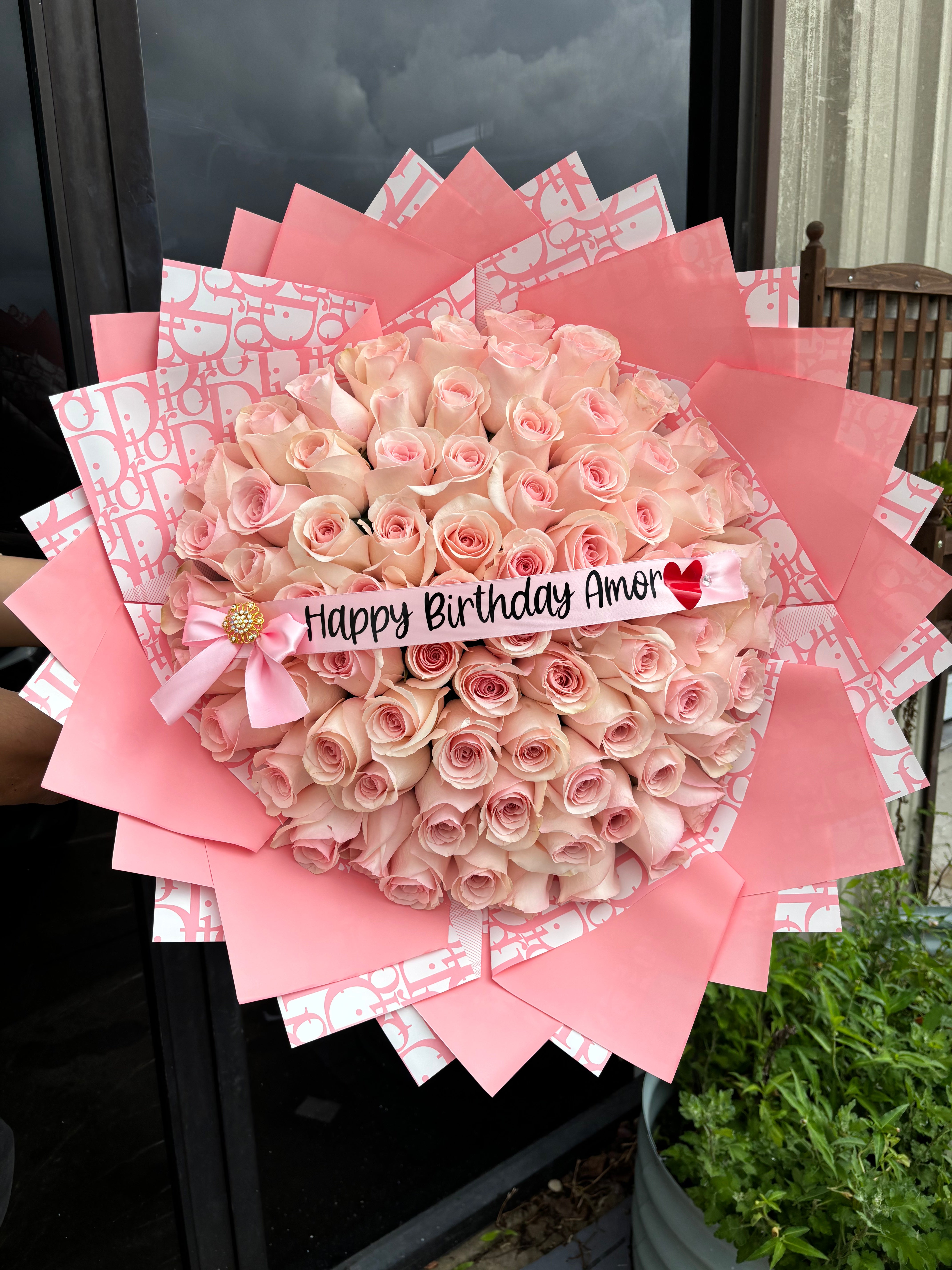 75 classic Pink Ecuadorian roses long stem 🎀