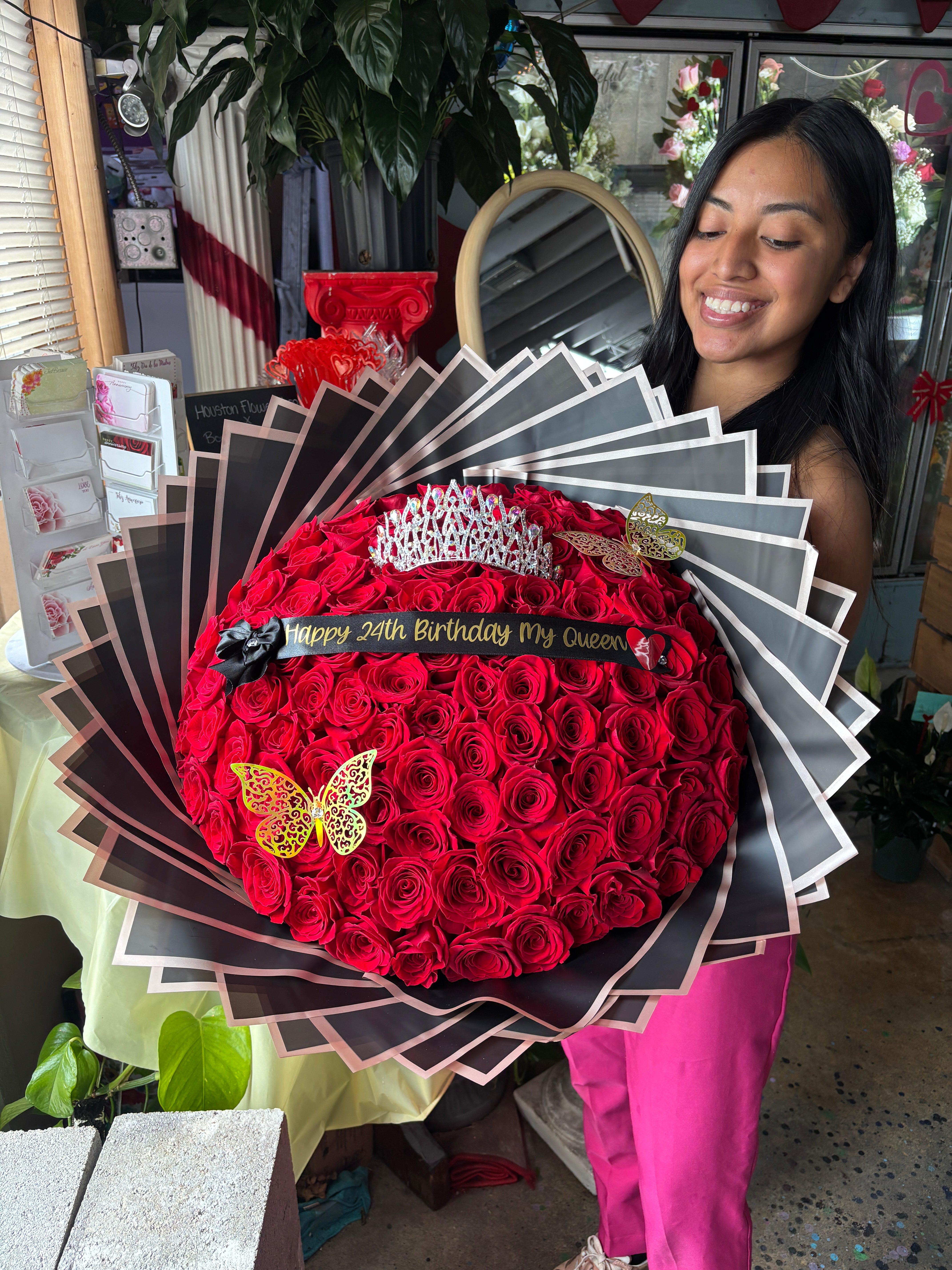 100 spiral love roses for My Queen❤️✨