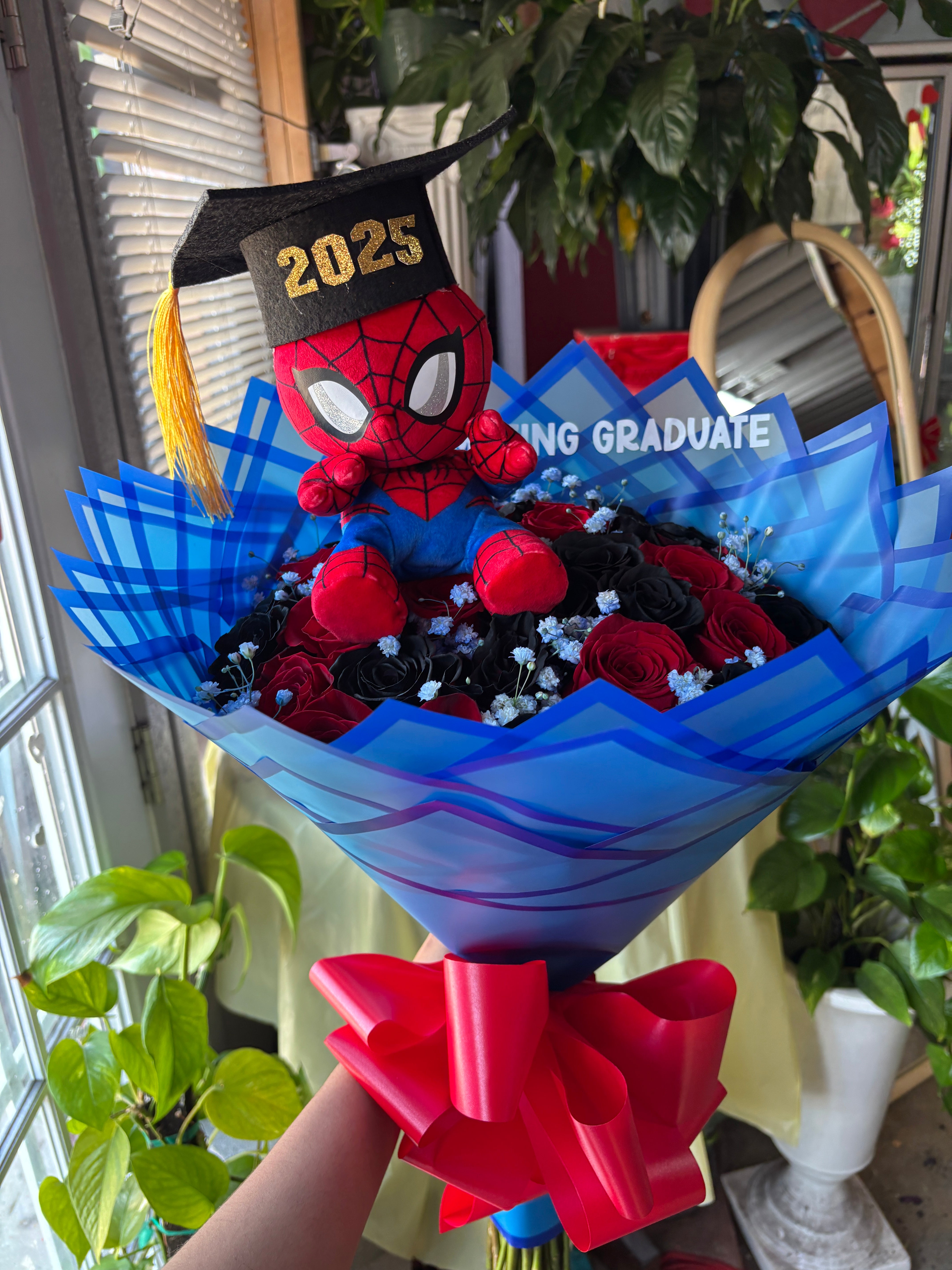 Spidey Graduation bouquet 🕸️🕷️🎓