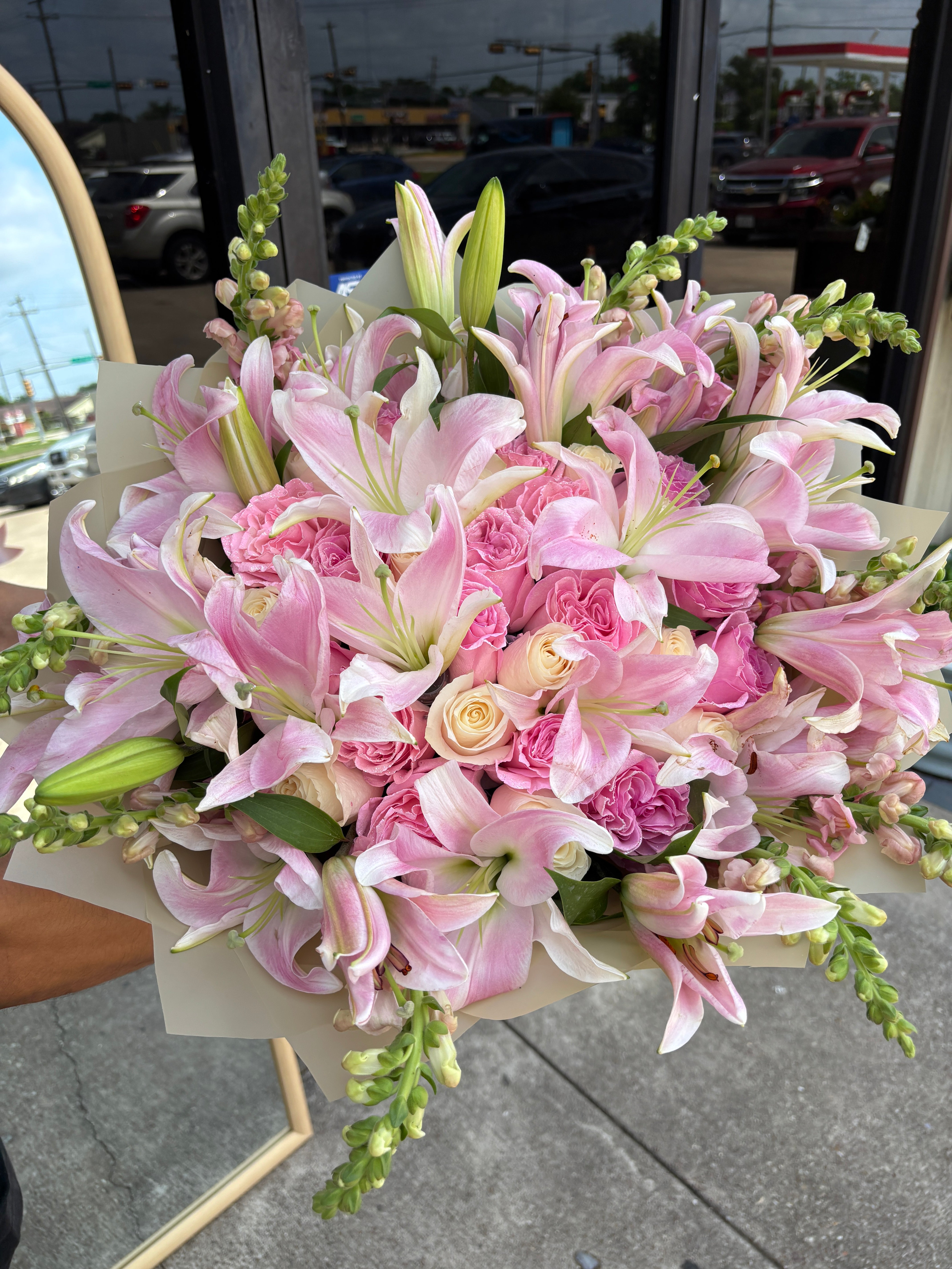 The lily dream bouquet 🎀