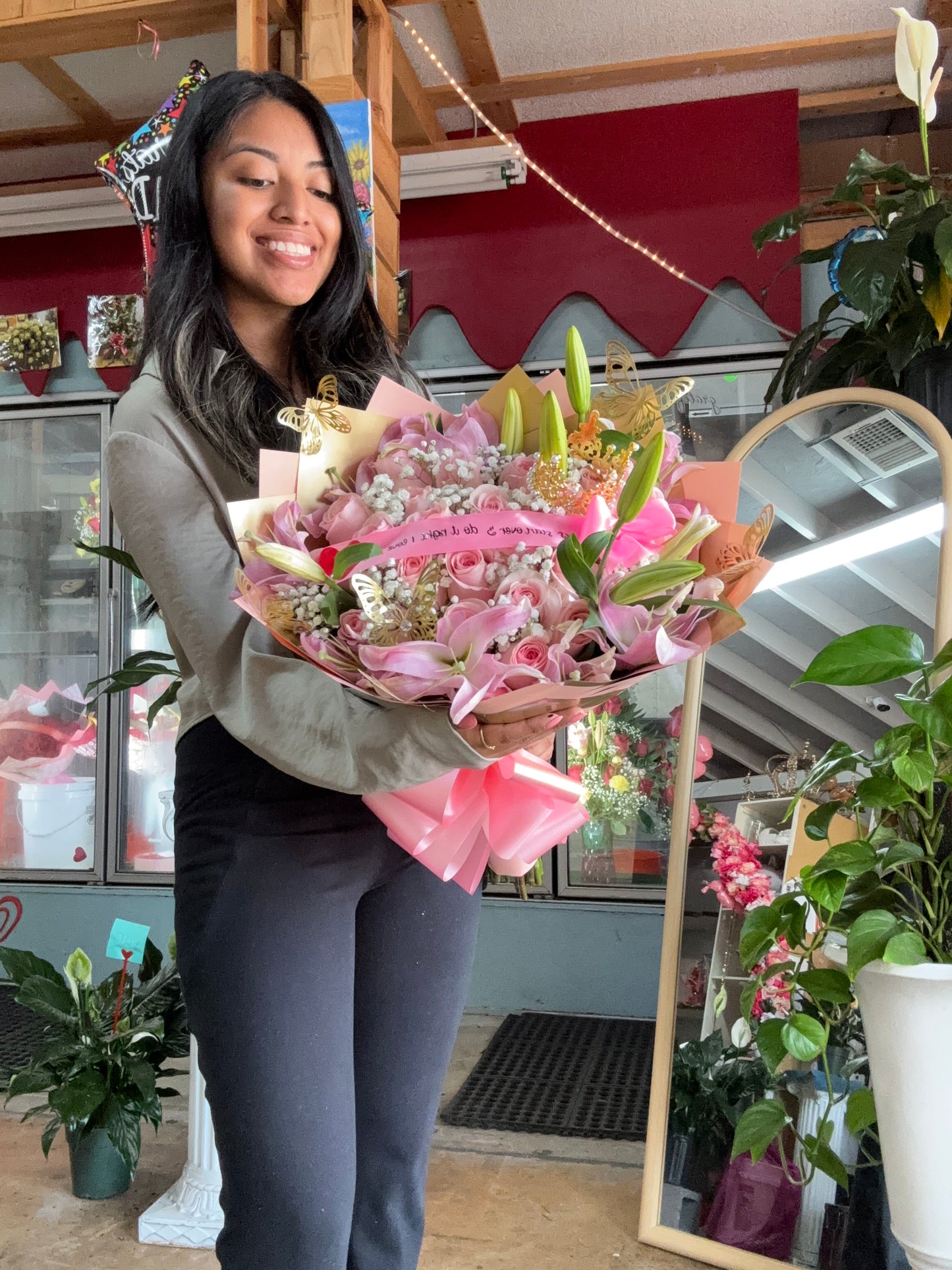 24 Pink roses and lilies touch for her<3🎀