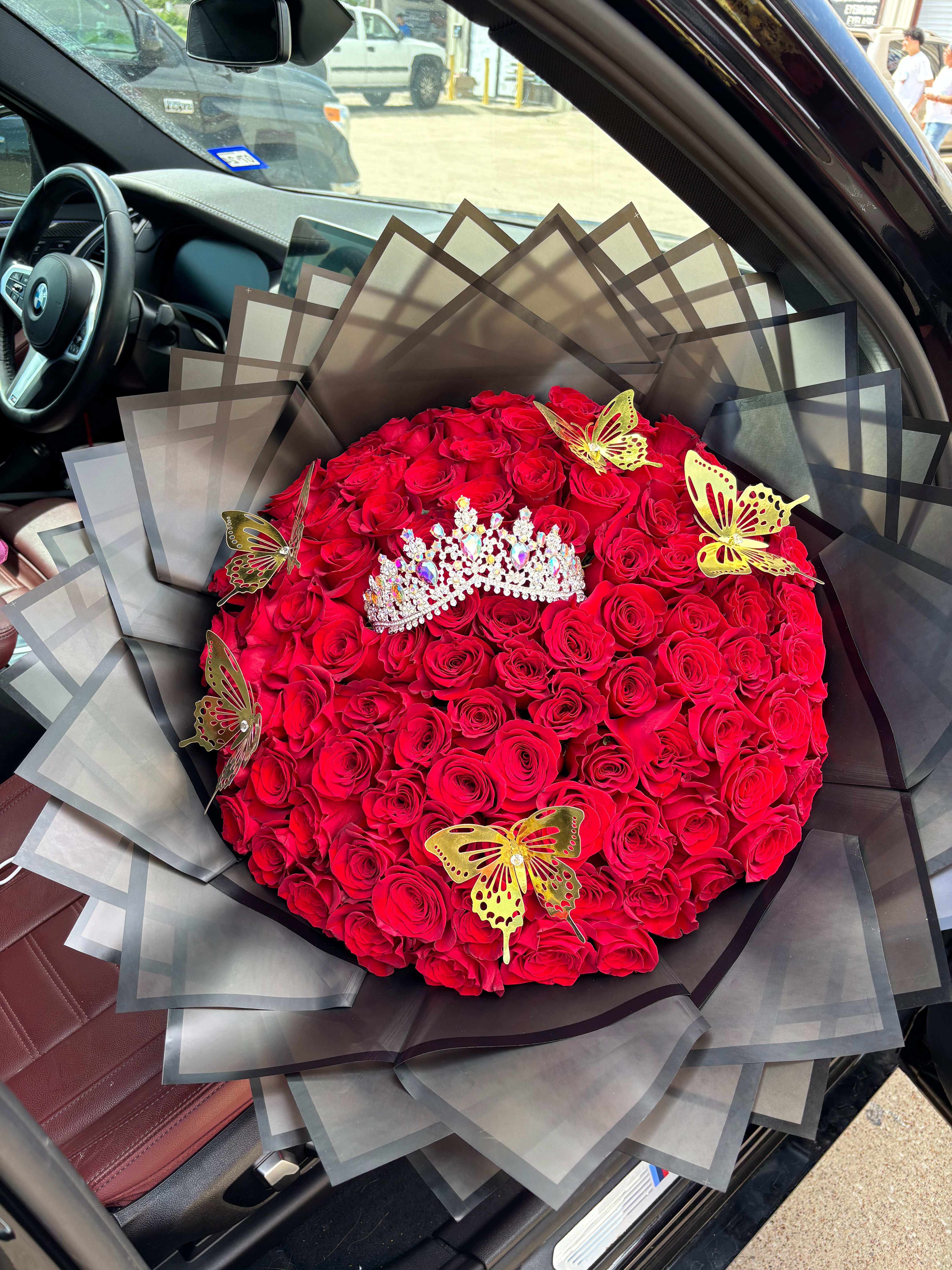 100 roses for my princess❤️