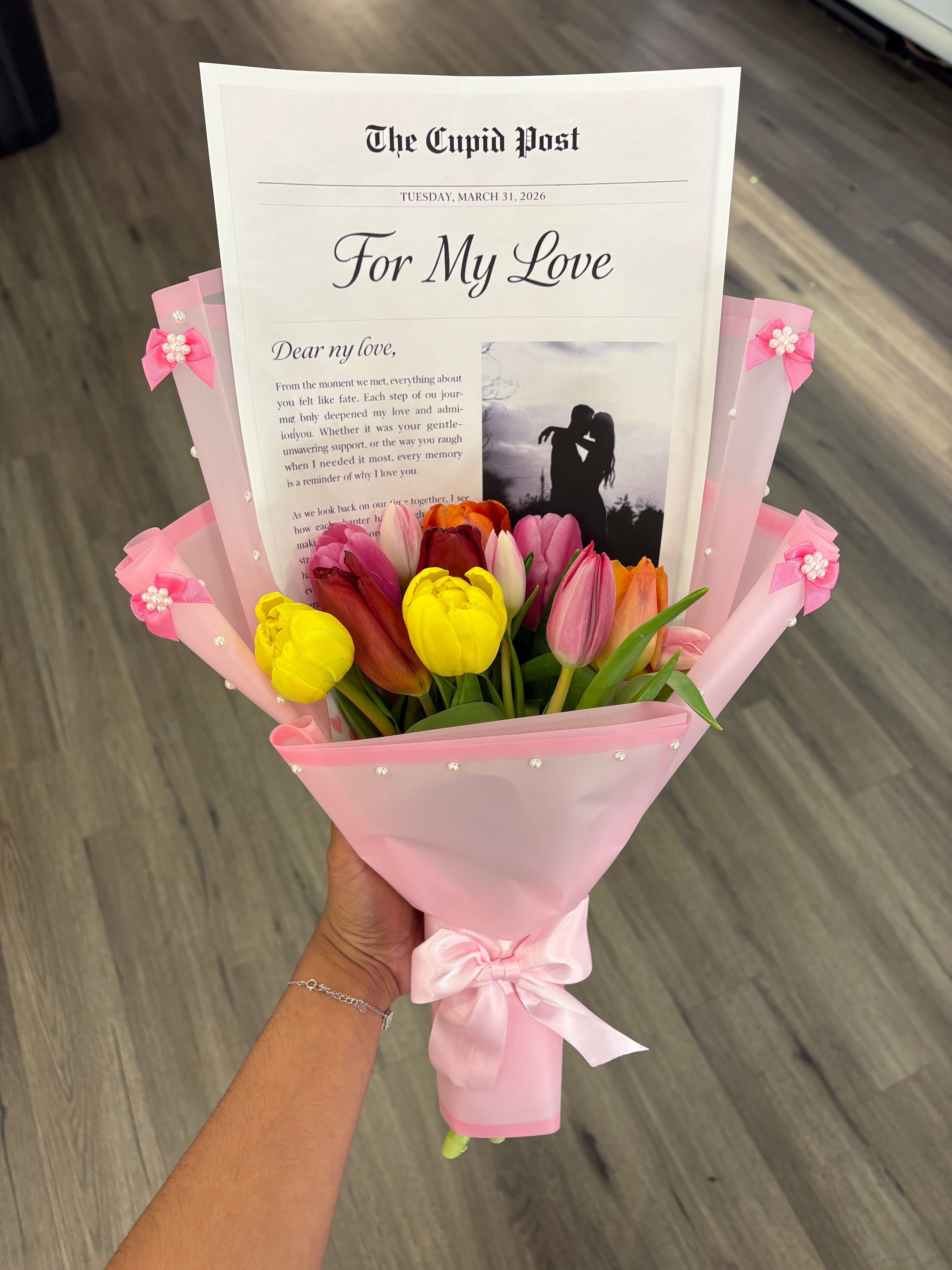 10 tulips mix  mini round bouquet 🌷