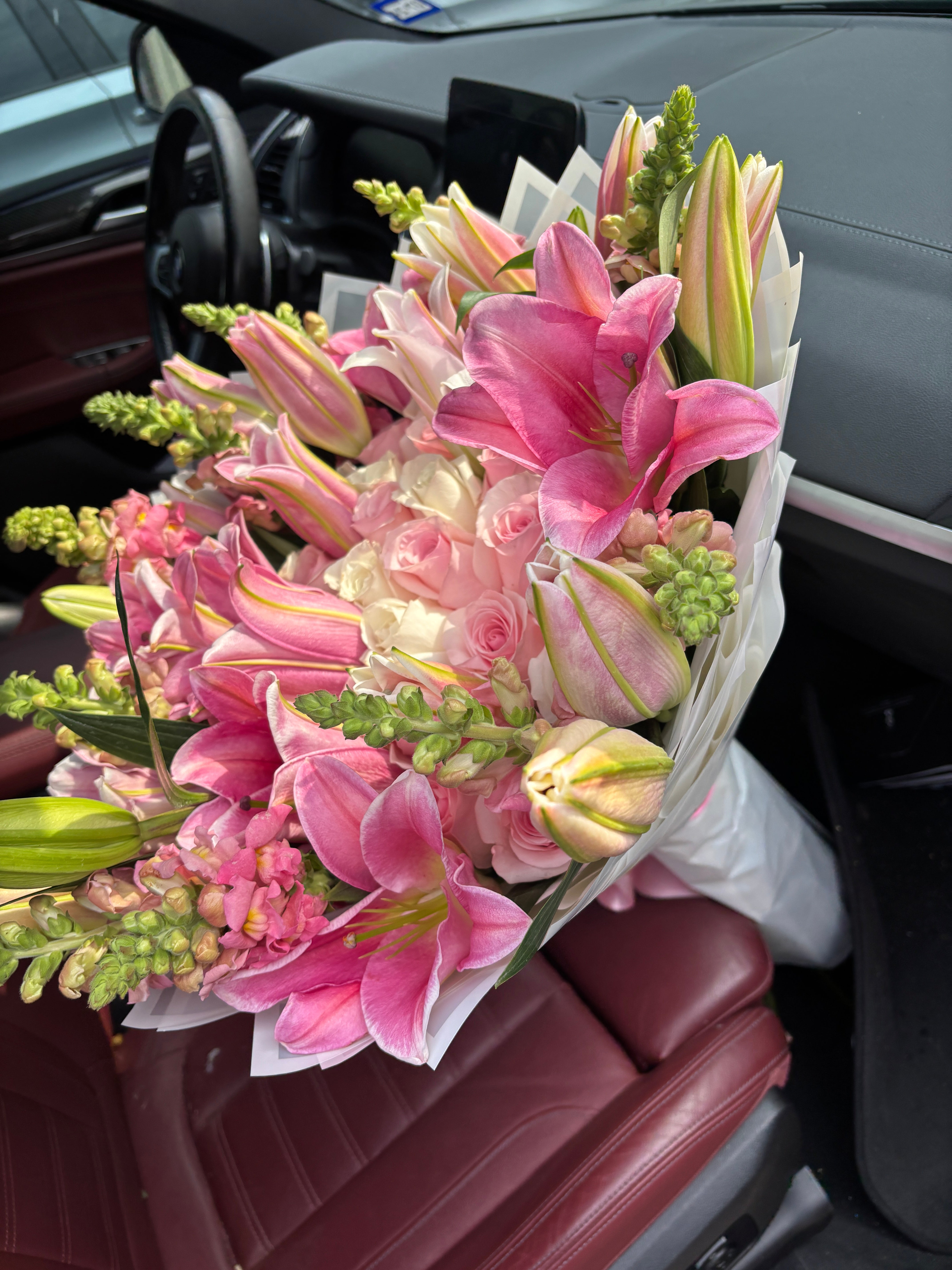 The lily dream bouquet 🎀