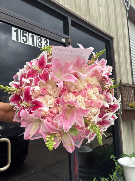 50 roses + lily rim 🎀