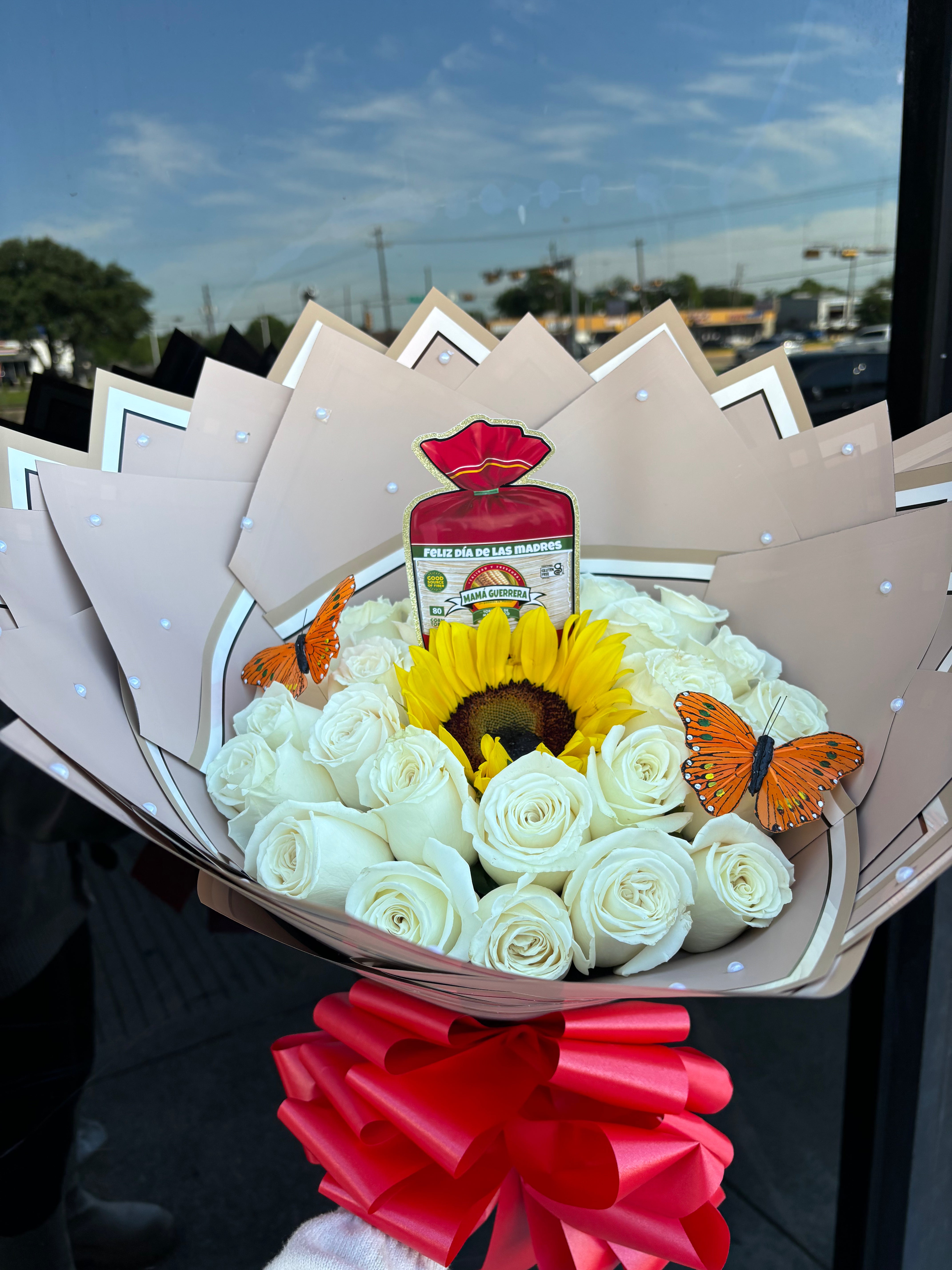 24 rose + sunflower (tortilla topper) bouquet🧡