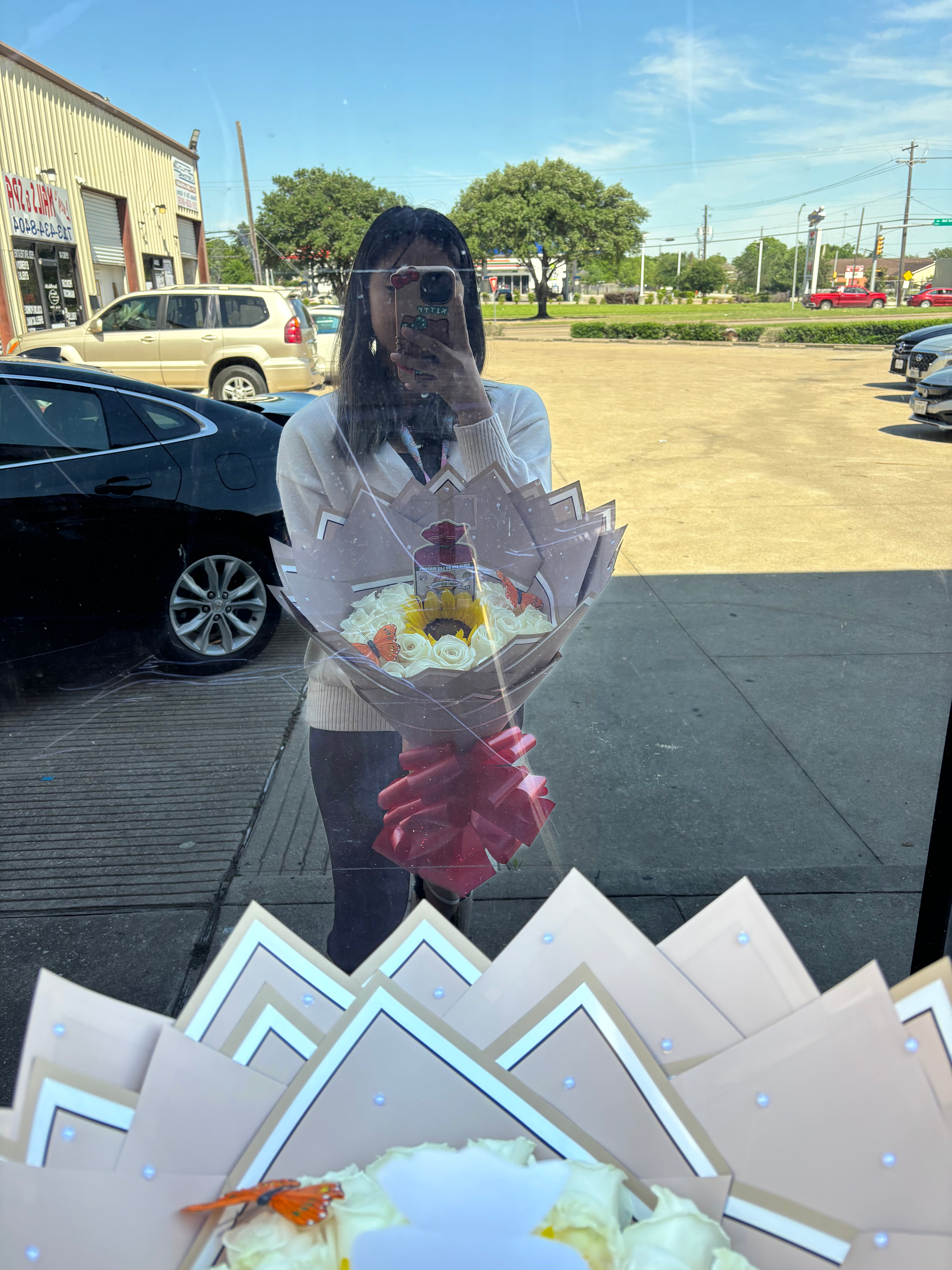 24 rose + sunflower (tortilla topper) bouquet🧡
