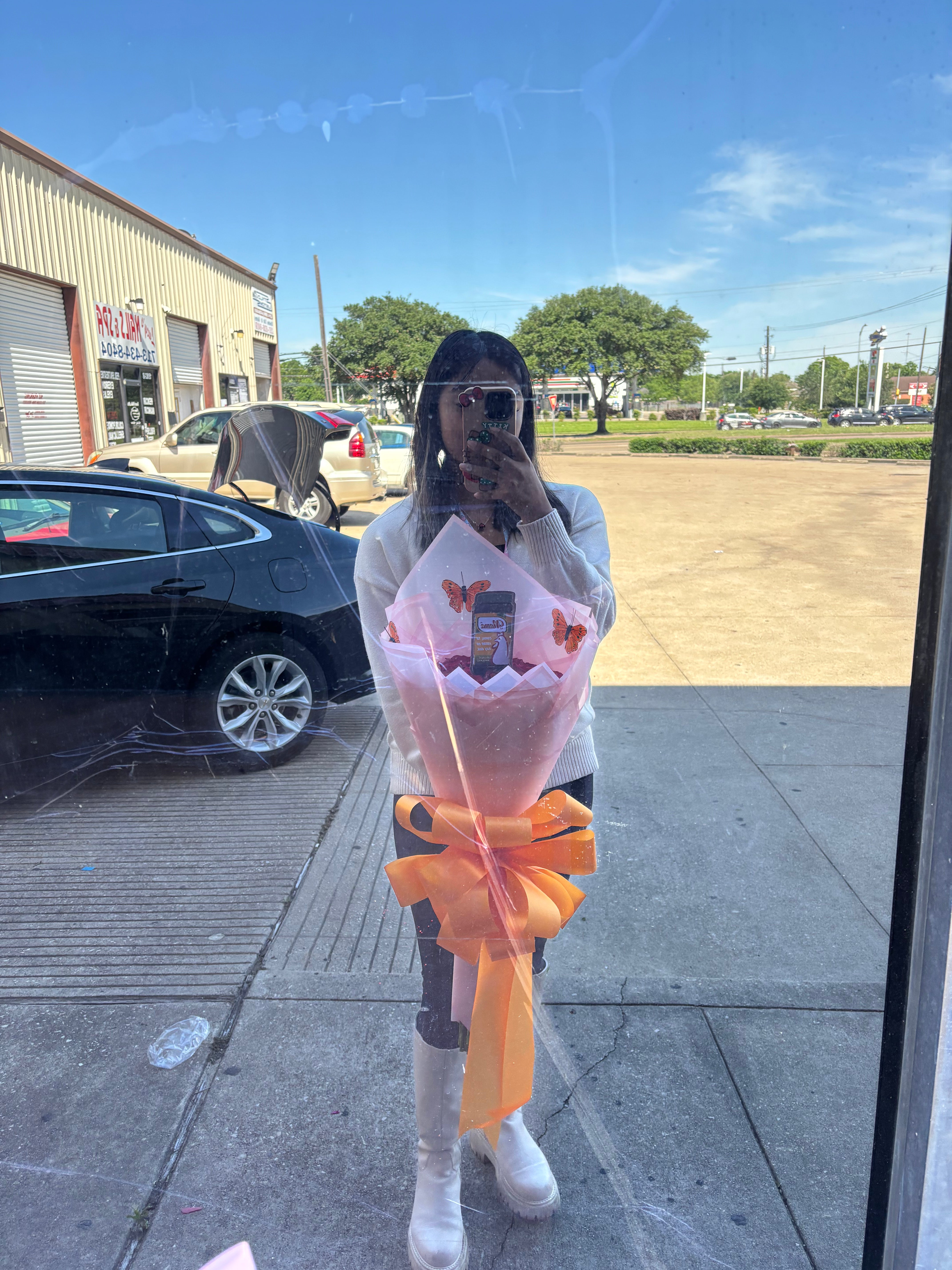 24 red + sazon topper & butterflies 🧡