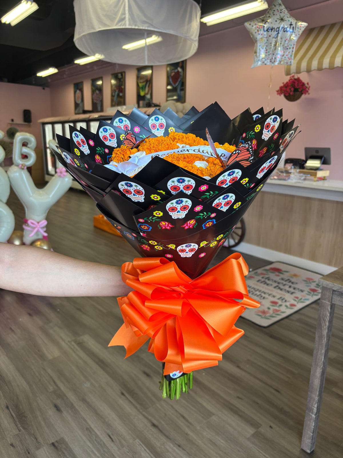 The colorful life bouquet🧡