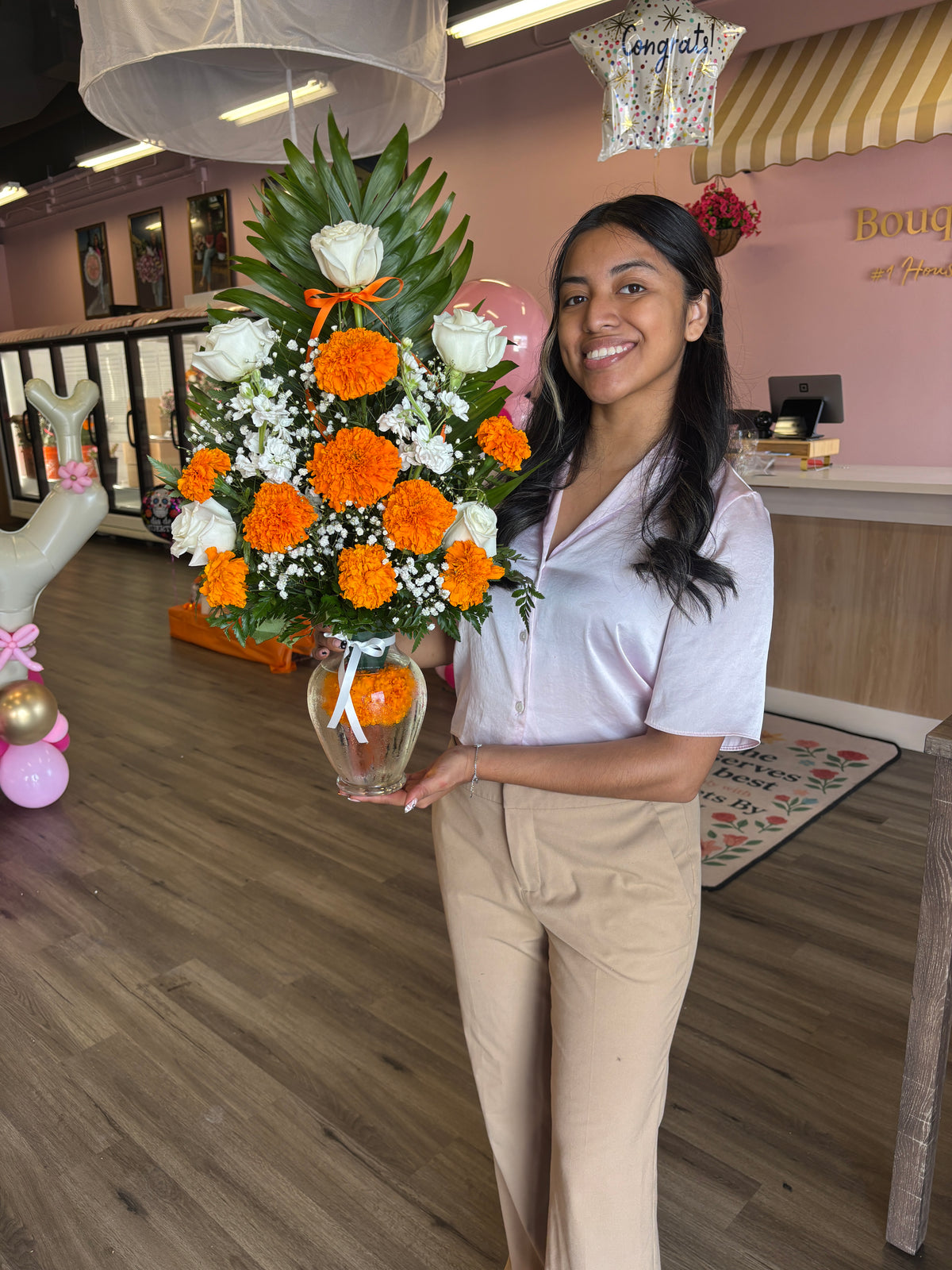 The cempasuchil guiding vase 🧡
